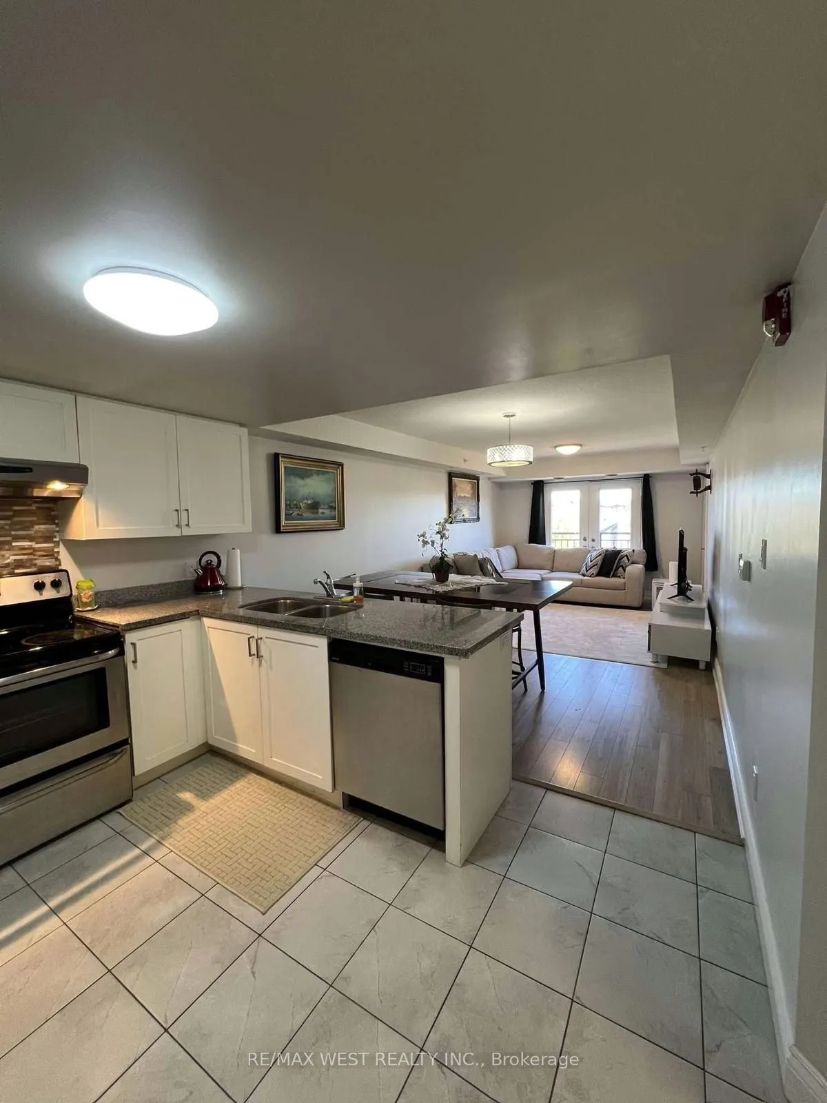64 Frederick Drive, #401