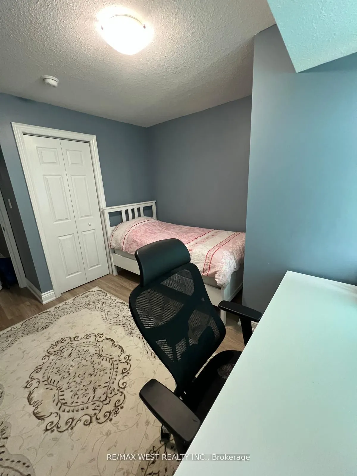 64 Frederick Drive, #401