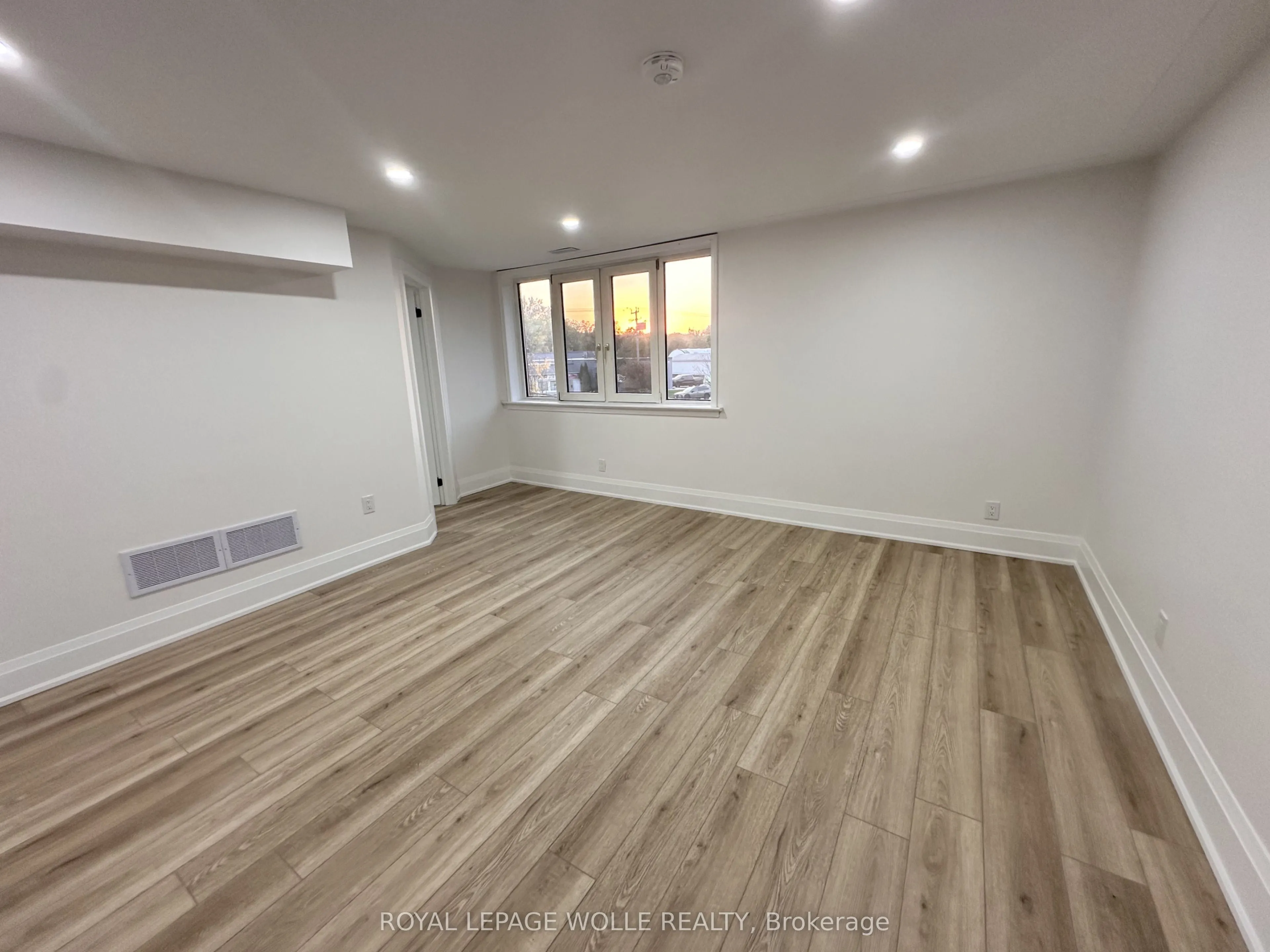 581 Lancaster Street W #1