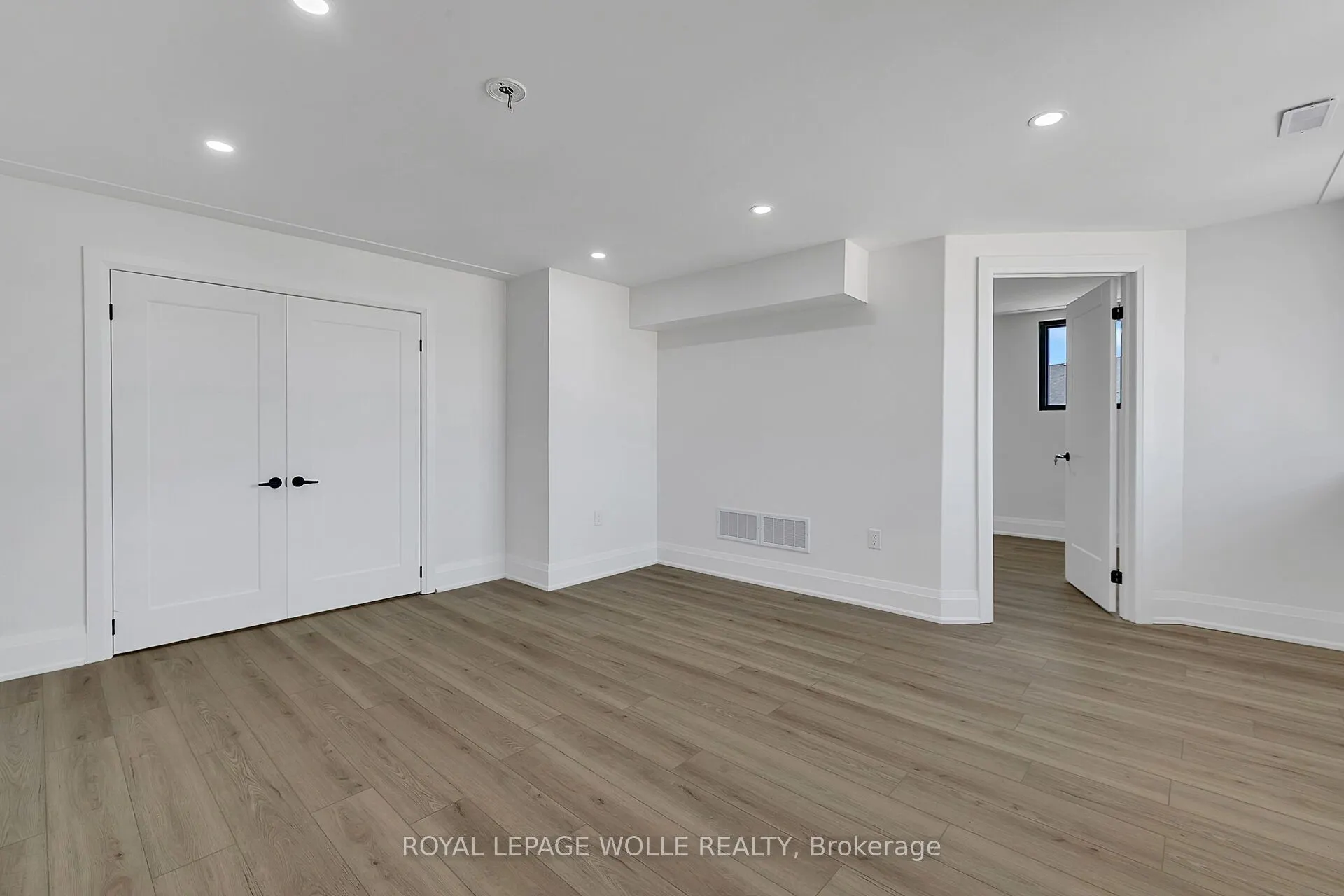 581 Lancaster Street W, #1