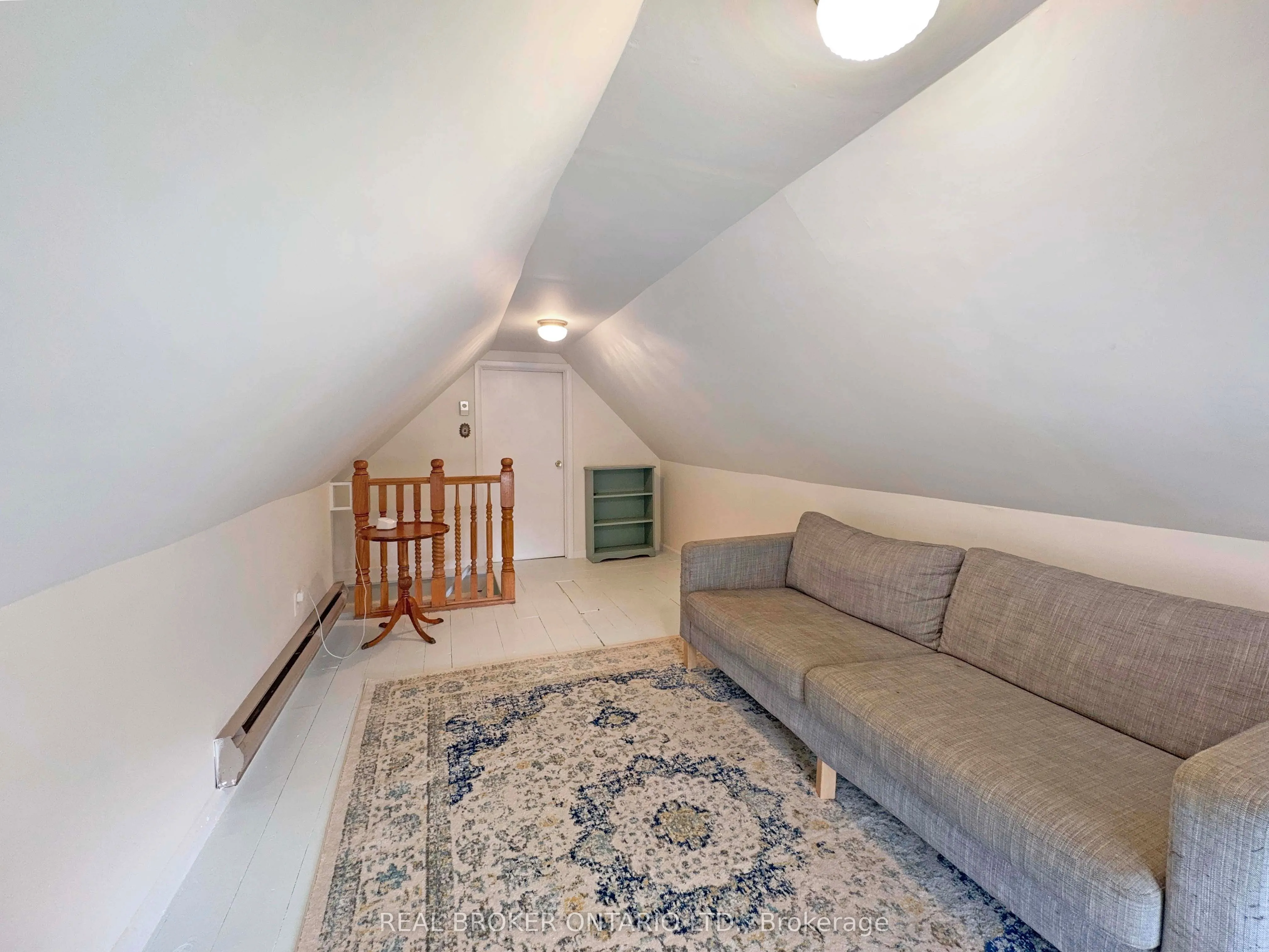 5 Hawarden Avenue