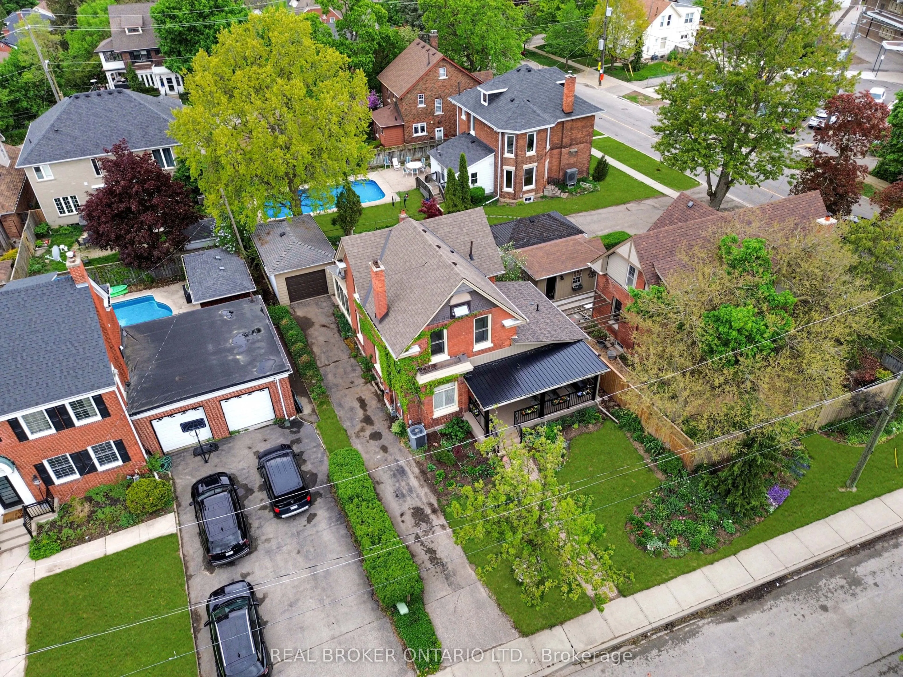 5 Hawarden Avenue