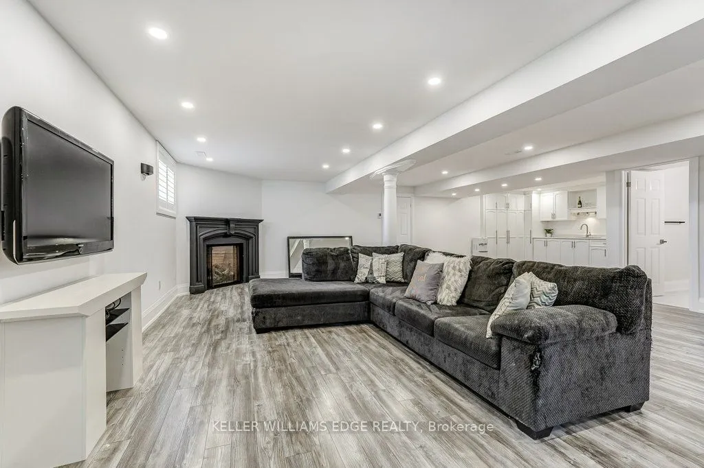 3015 South Grimsby 18 Road