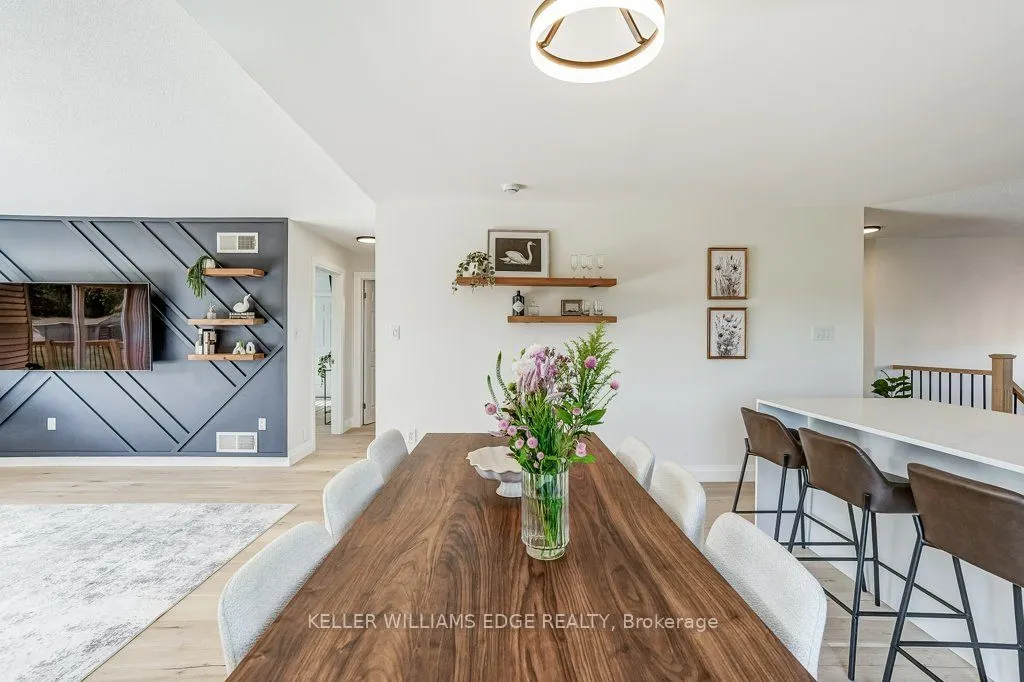 3015 South Grimsby 18 Road