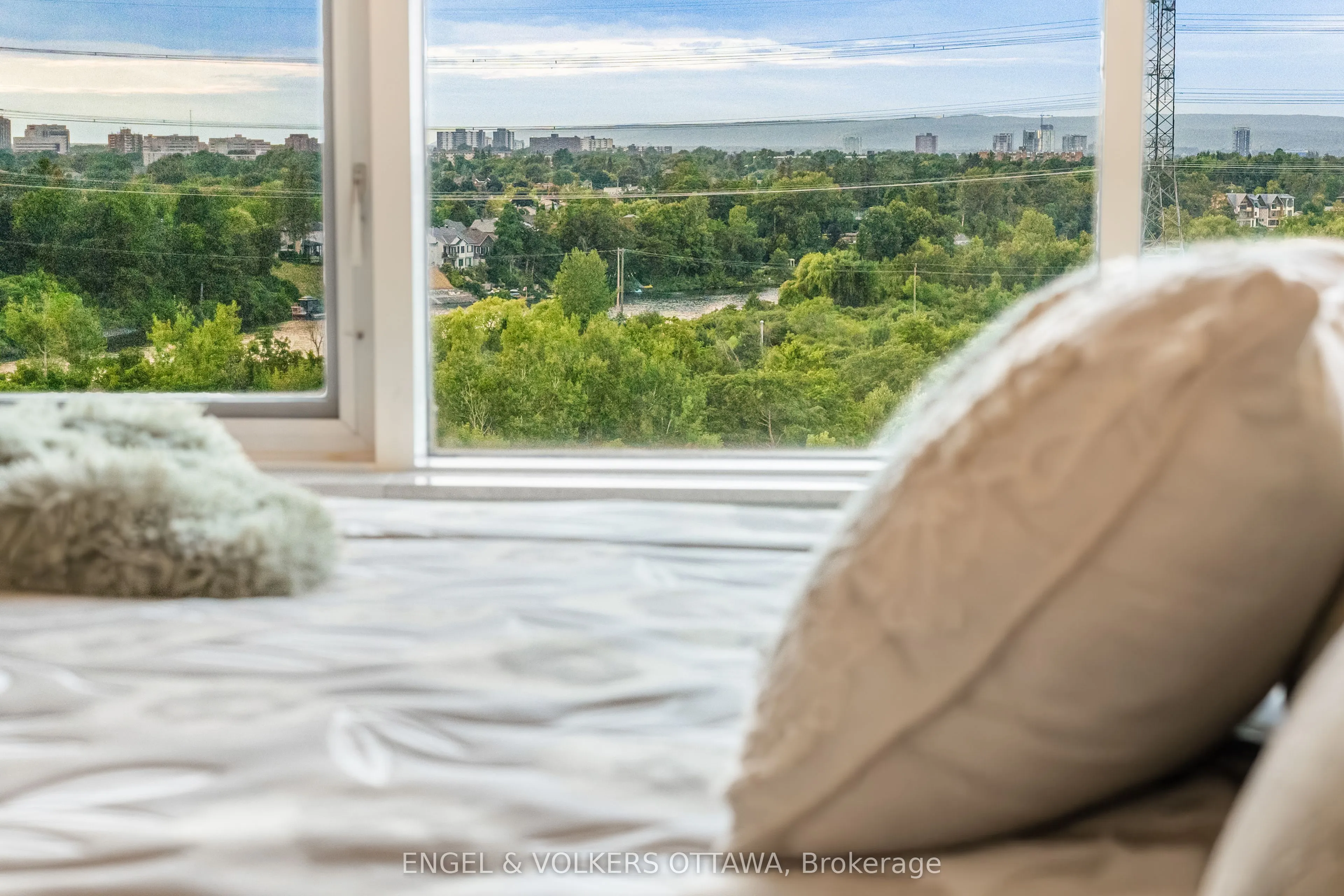 3590 Rivergate Way, #903