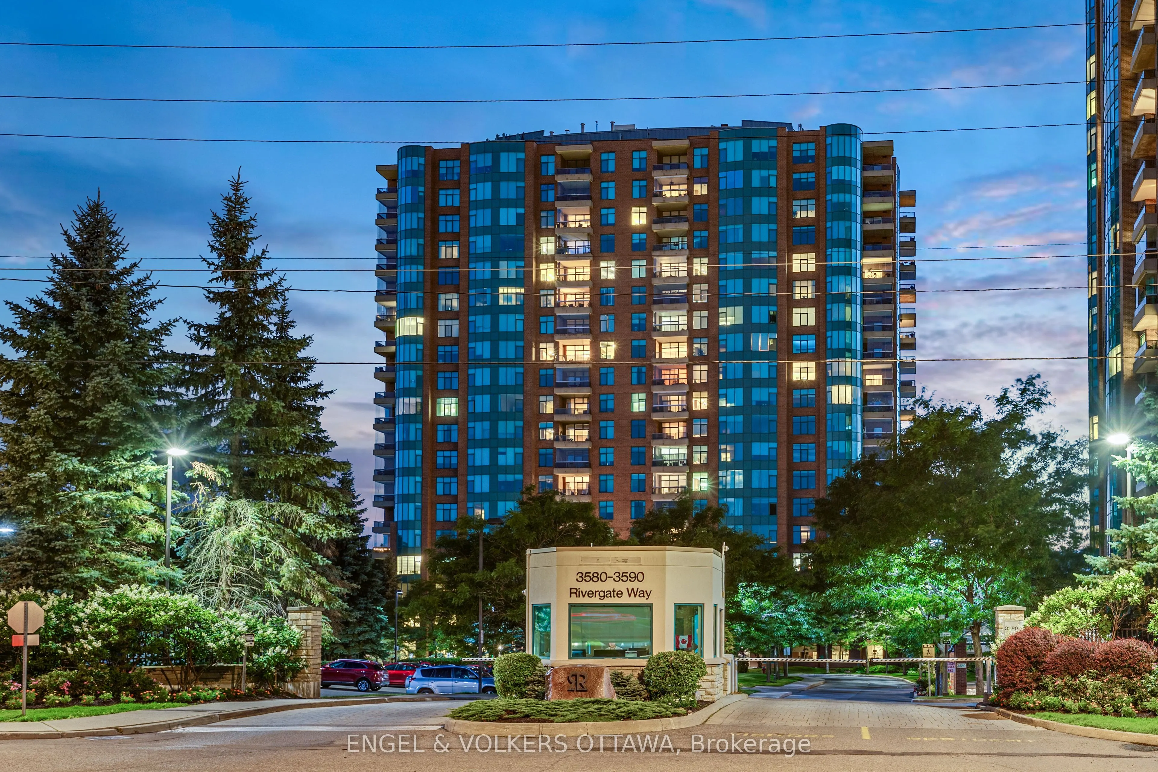 3590 Rivergate Way, #903