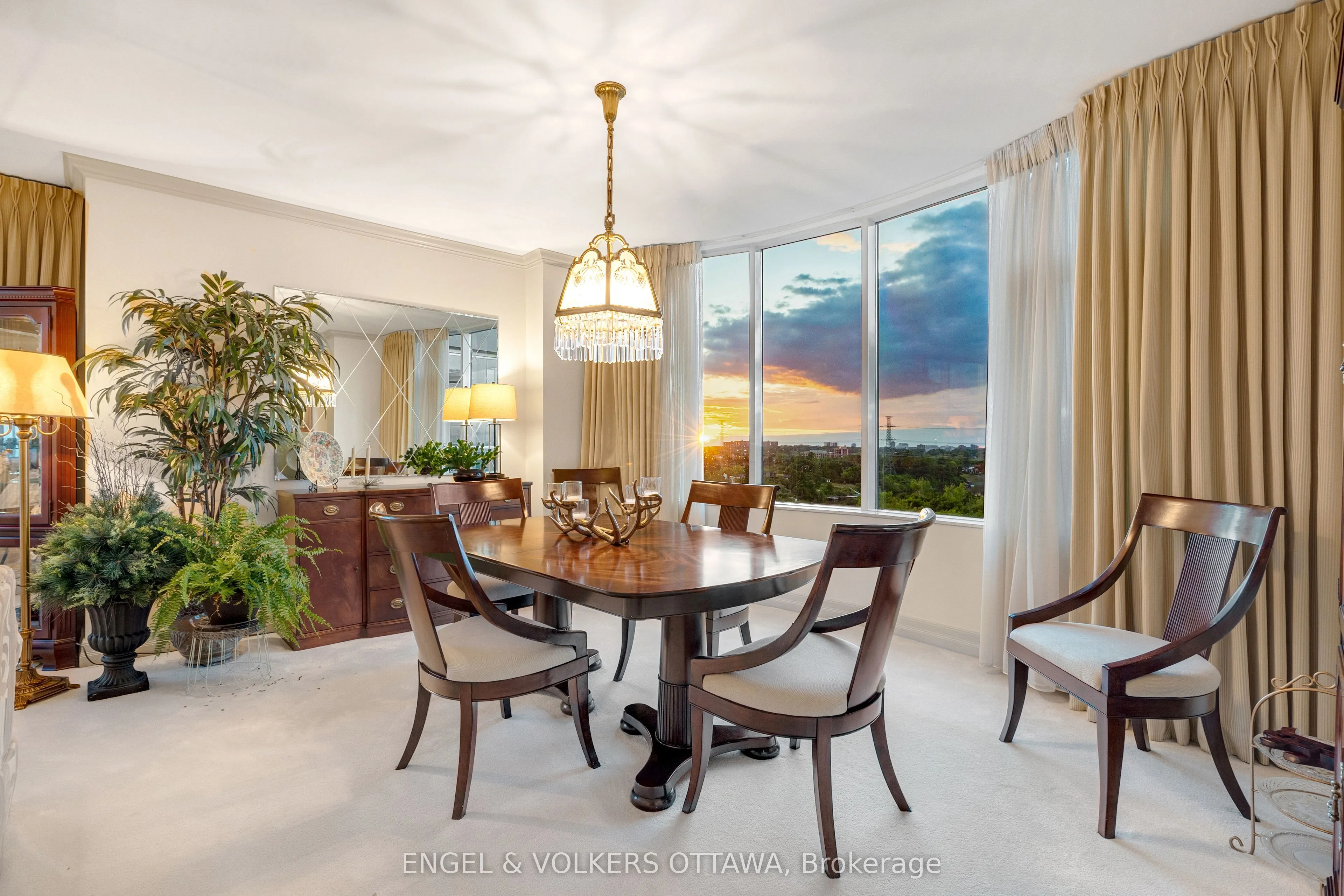 3590 Rivergate Way, #903