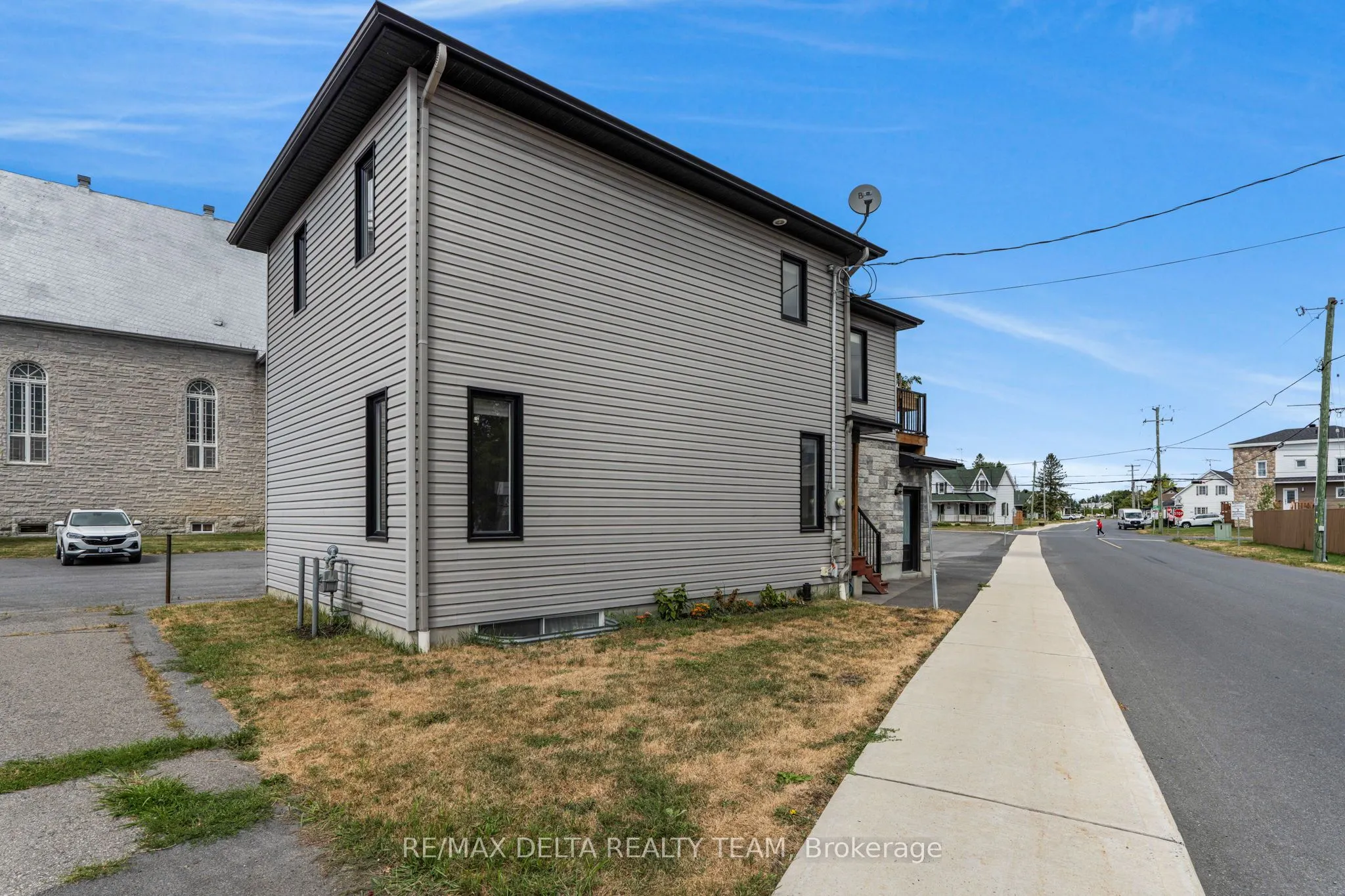 21 Laurier Street