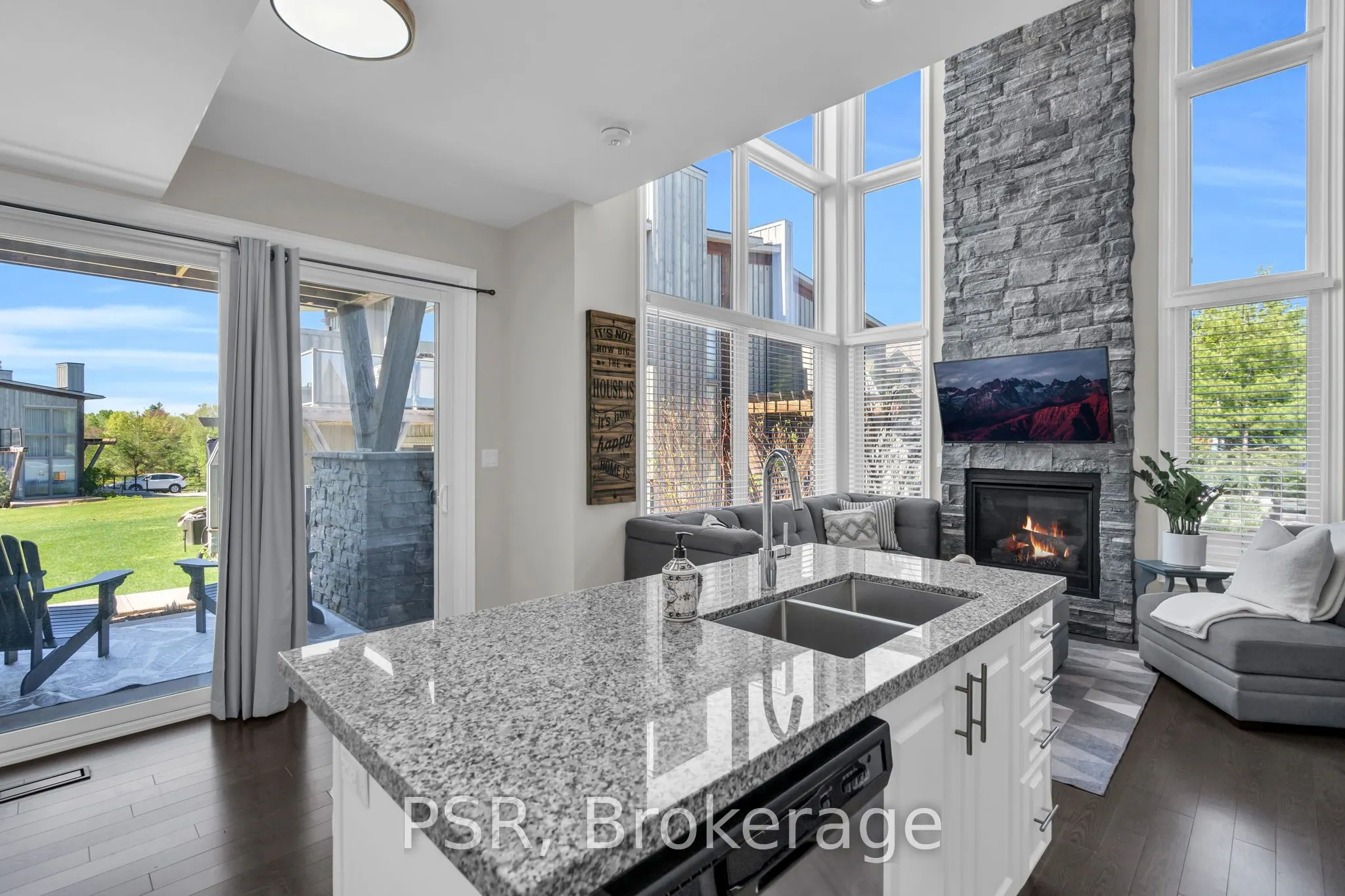 44 Carrick Trail