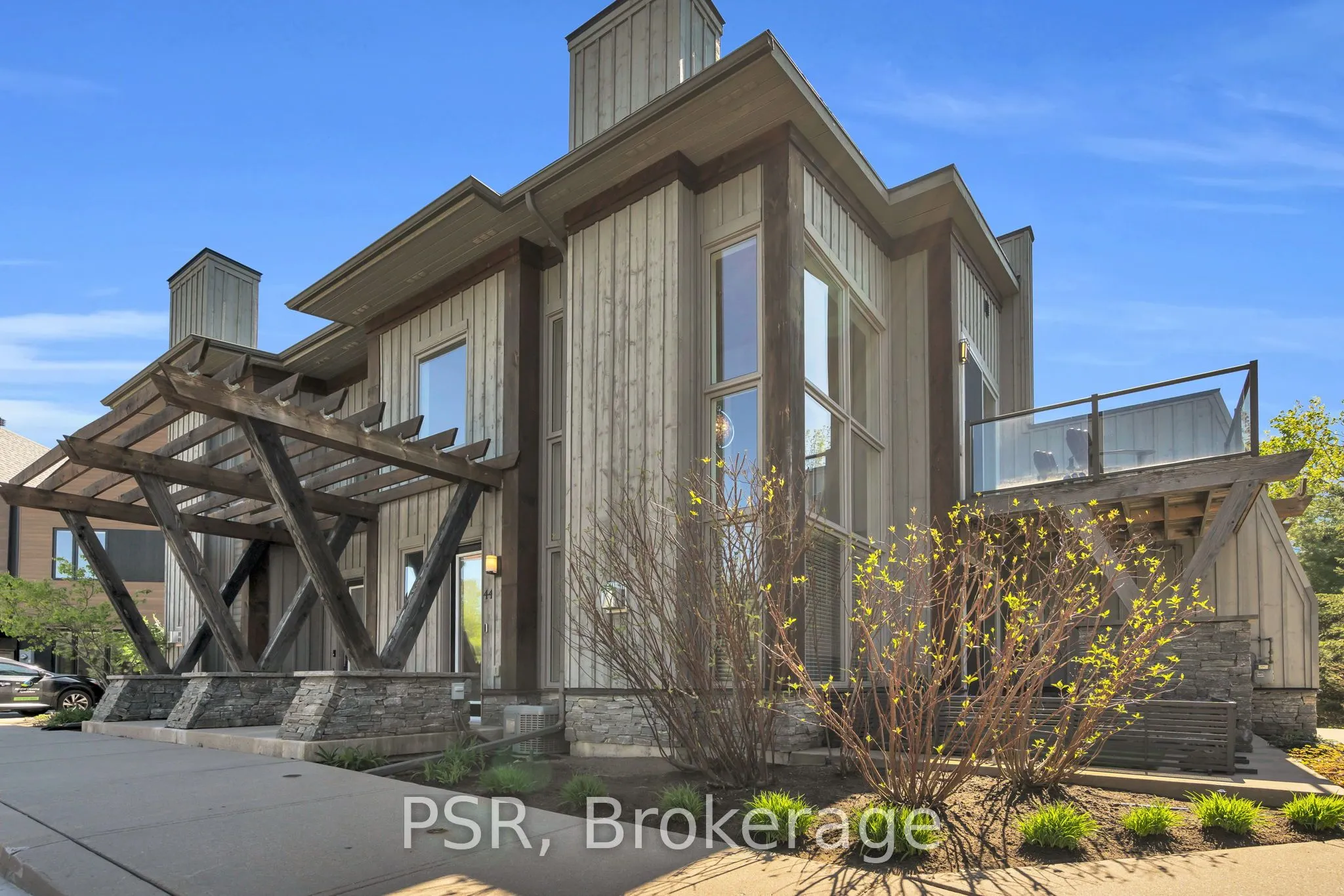 44 Carrick Trail