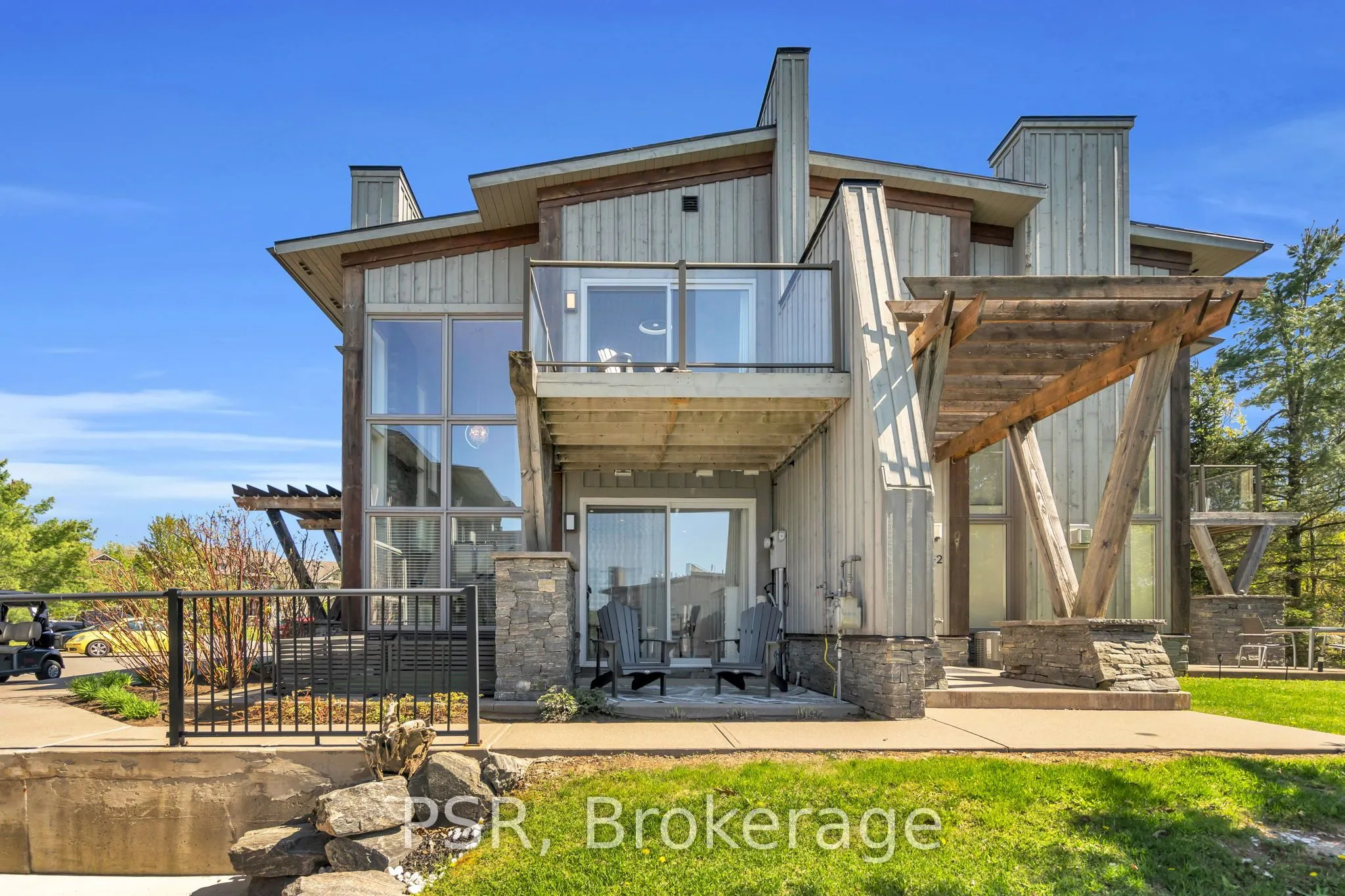 44 Carrick Trail