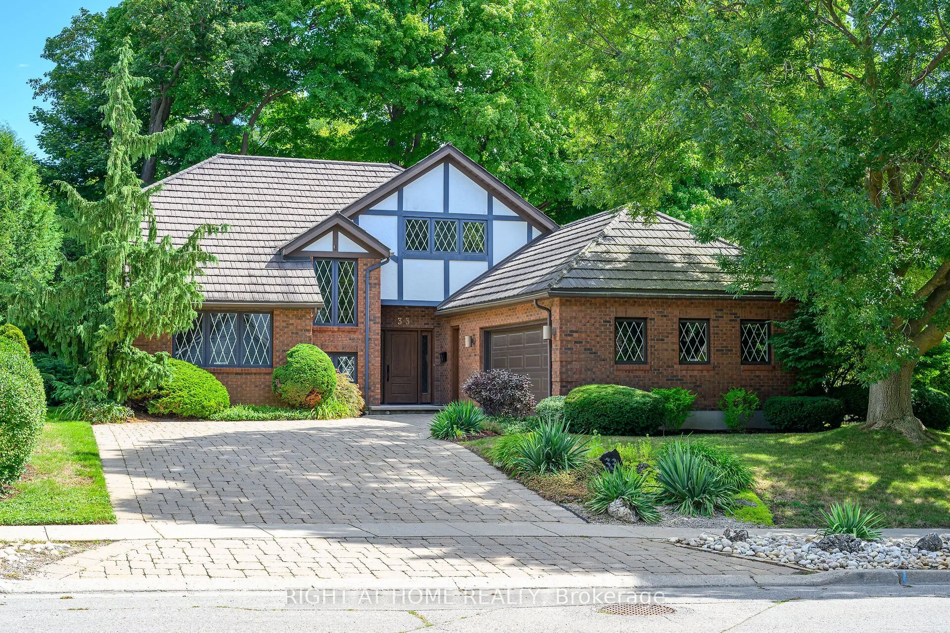 33 Walnut Drive