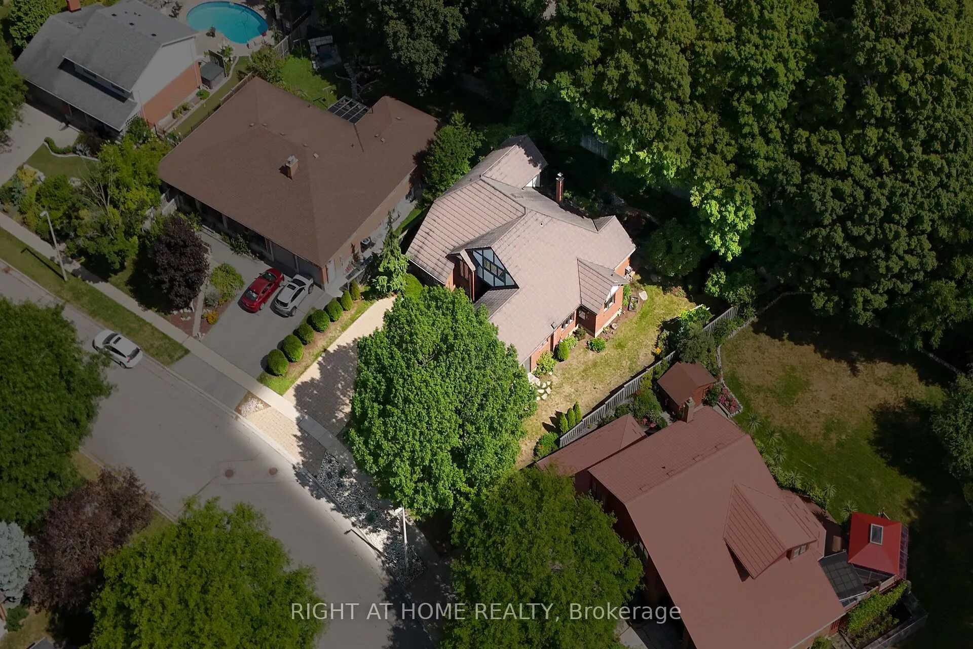 33 Walnut Drive