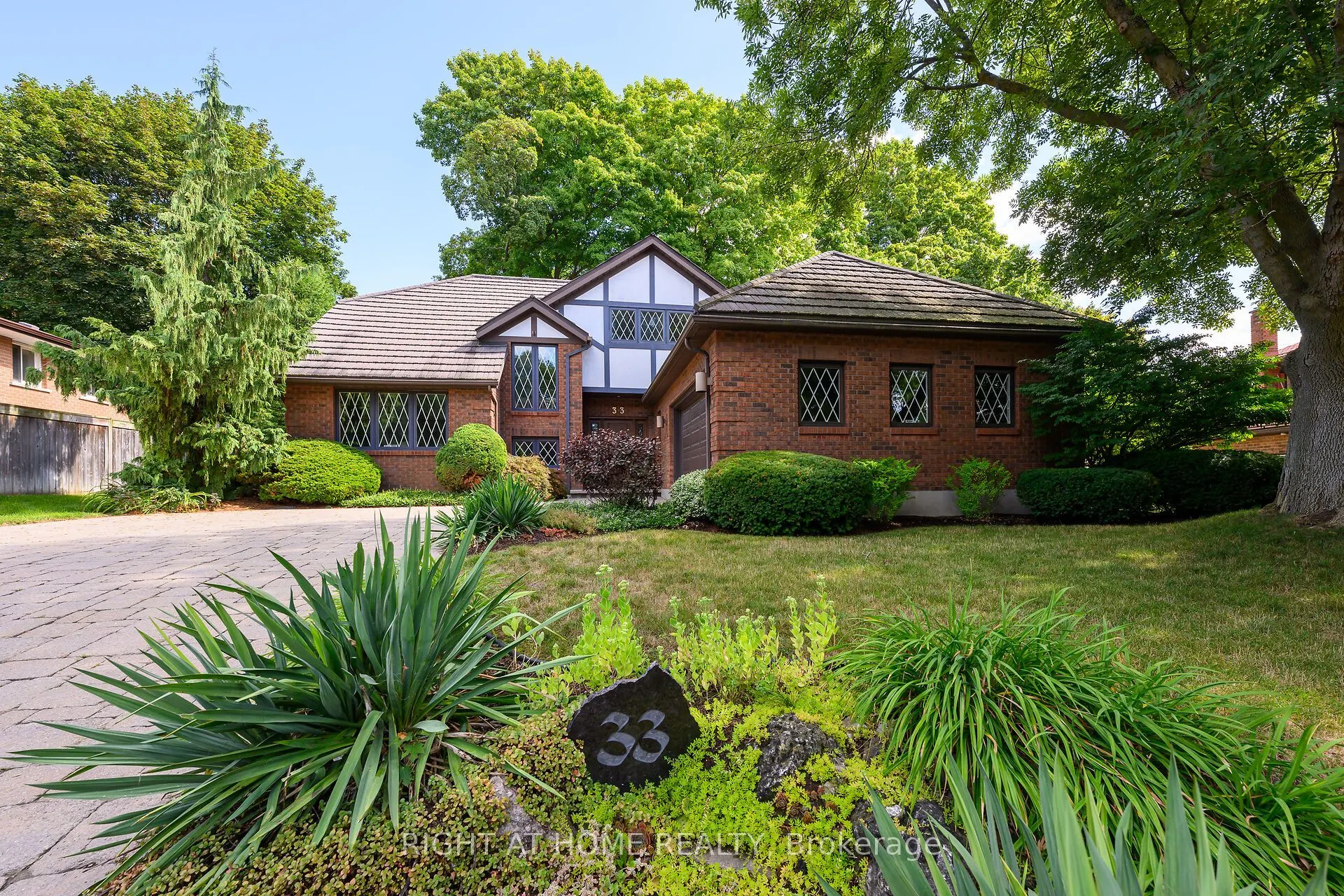 33 Walnut Drive