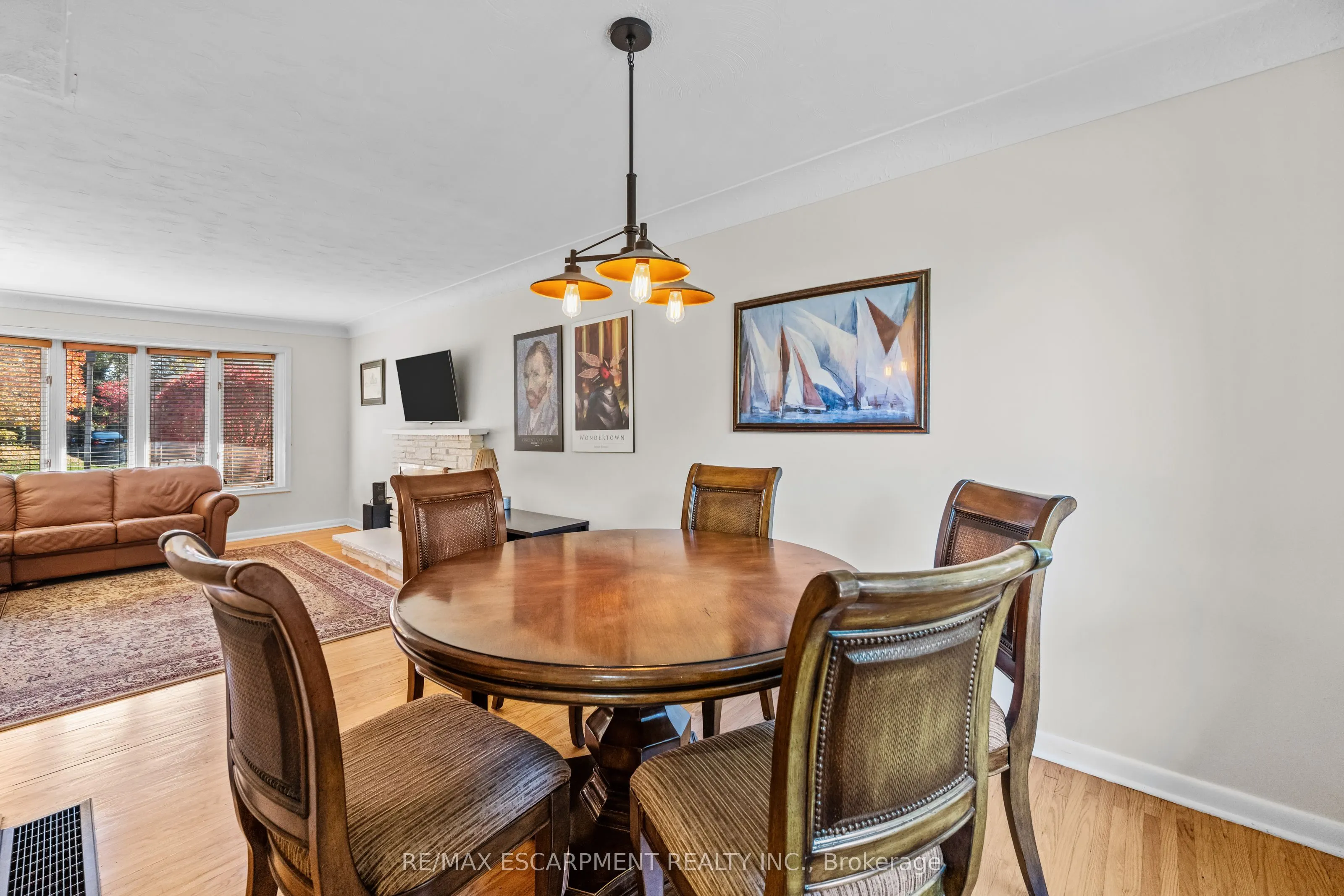 375 Clarendon Drive