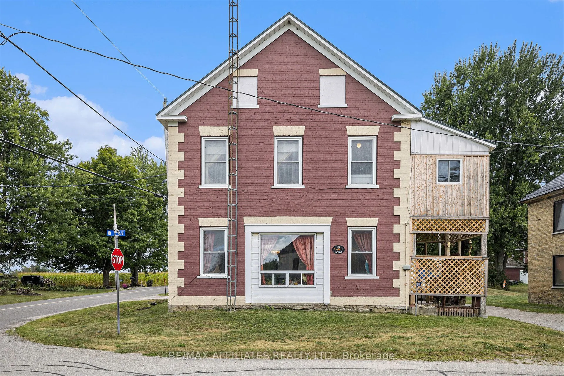 90 Main Street