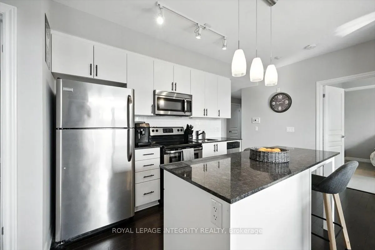 755 Beauparc Private, #202