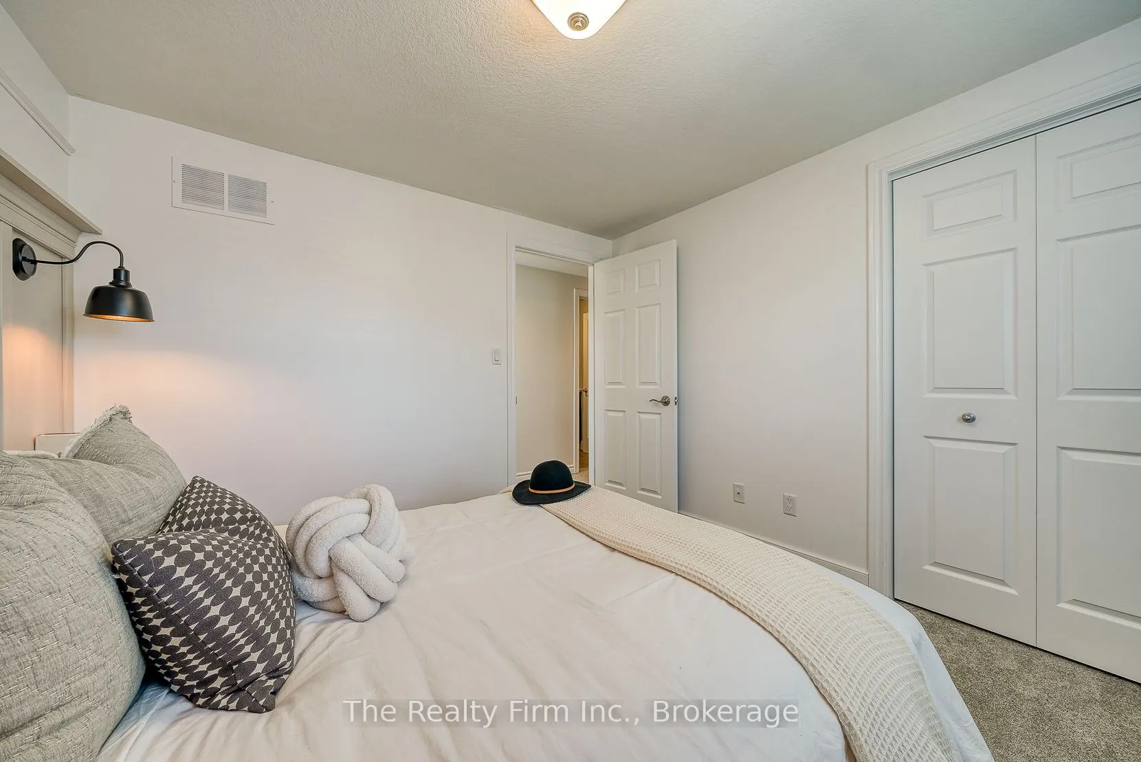 38 Winders Trail