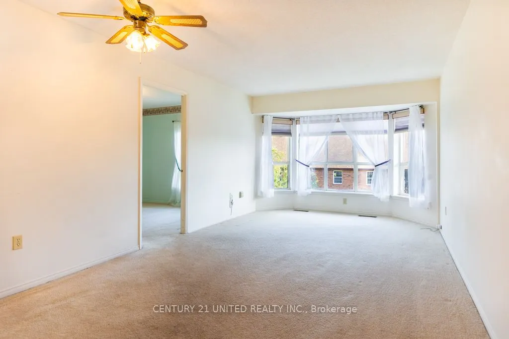 921 Armour Road, #305