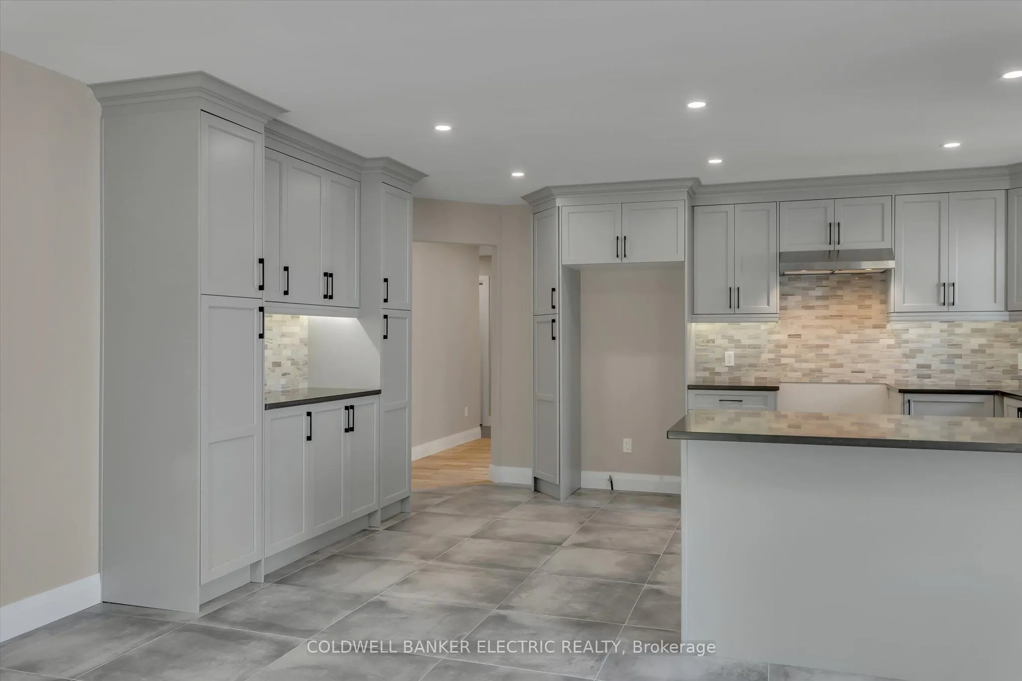 2225 Lorraine Drive