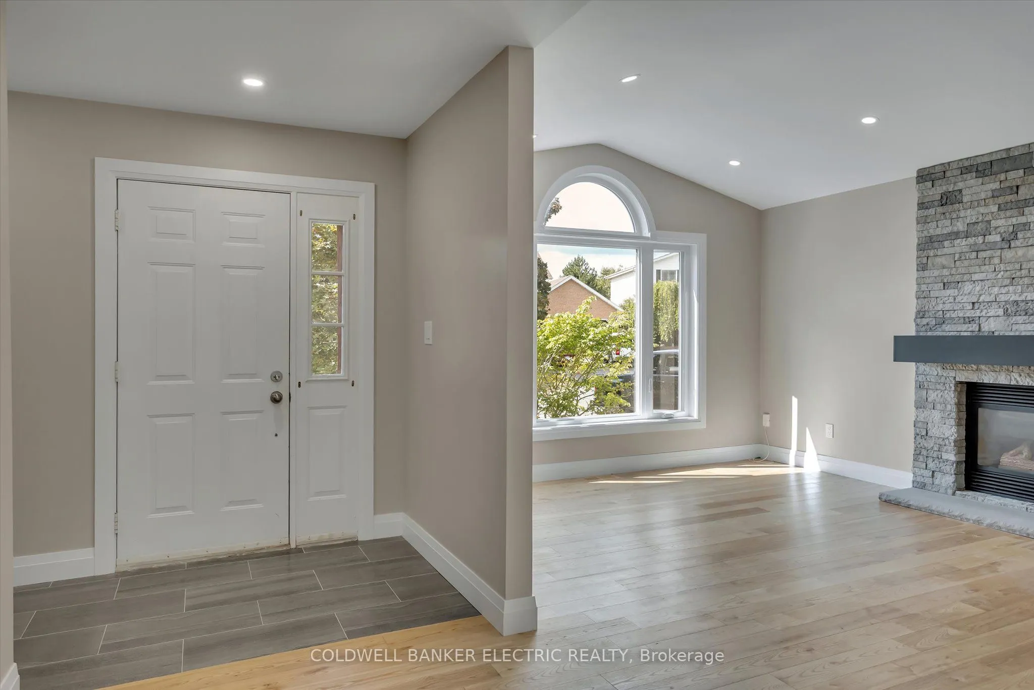 2225 Lorraine Drive