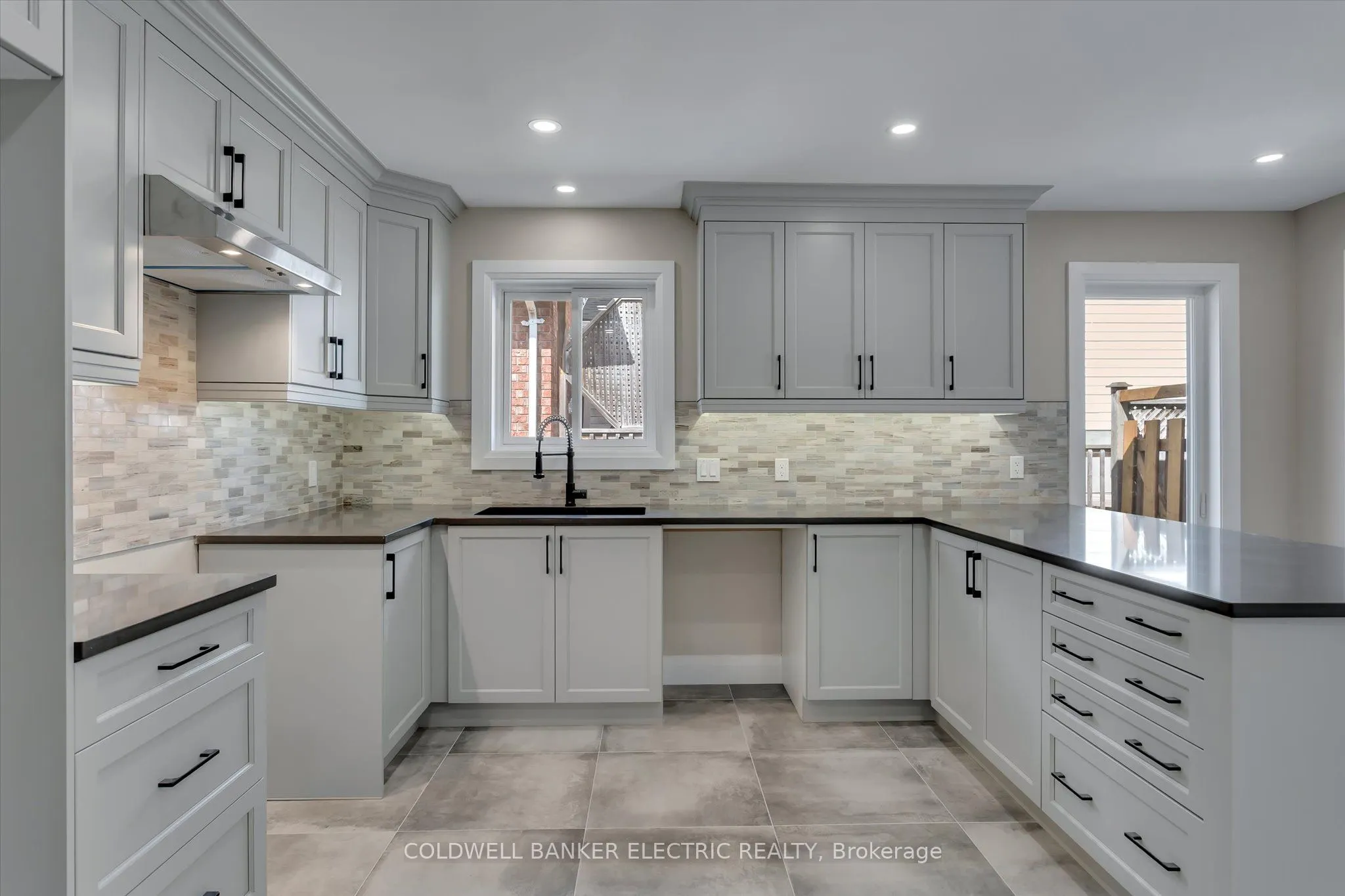 2225 Lorraine Drive