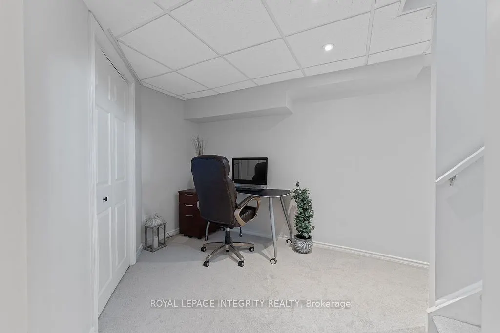 41 Beacon Way