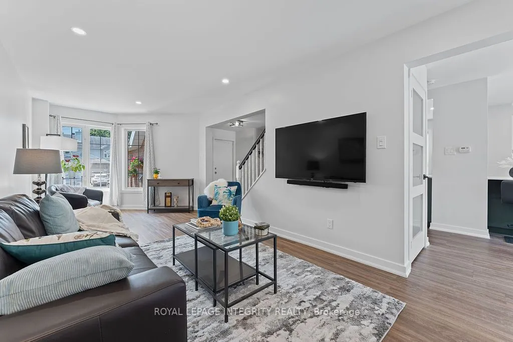 41 Beacon Way