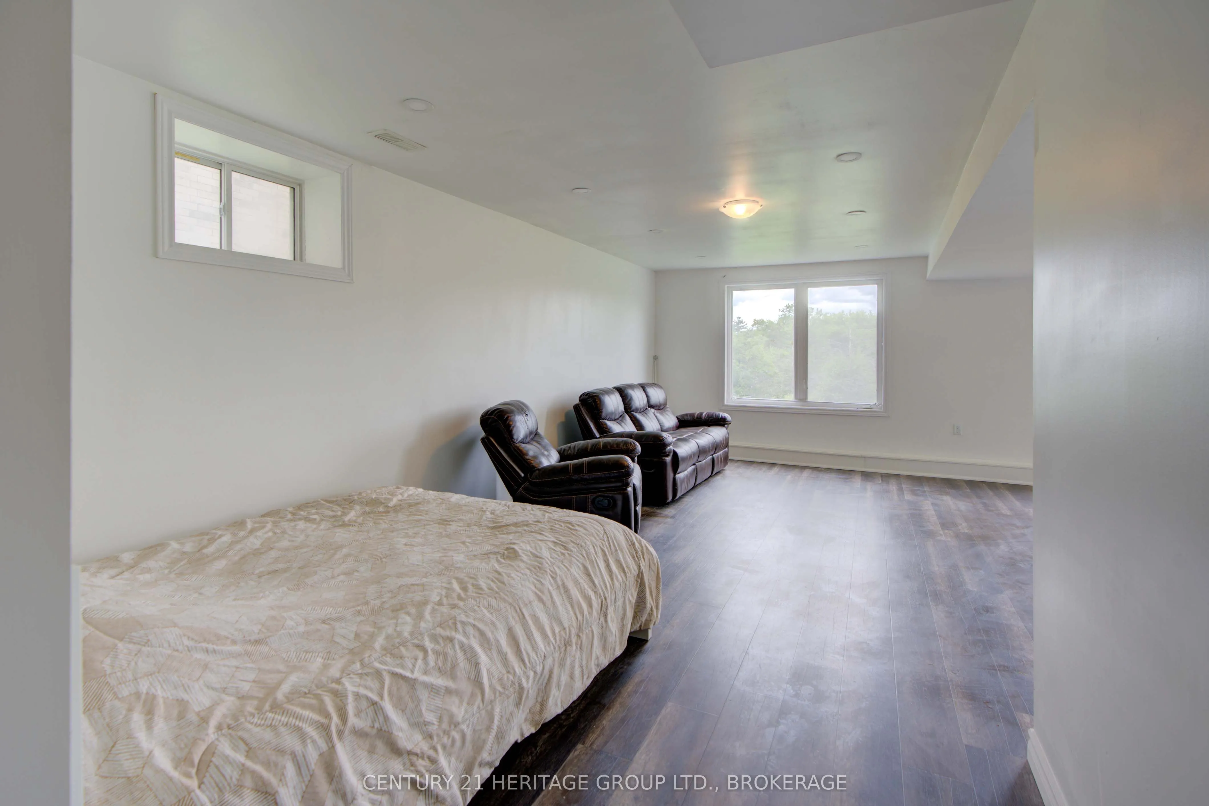 104 Brennan Crescent