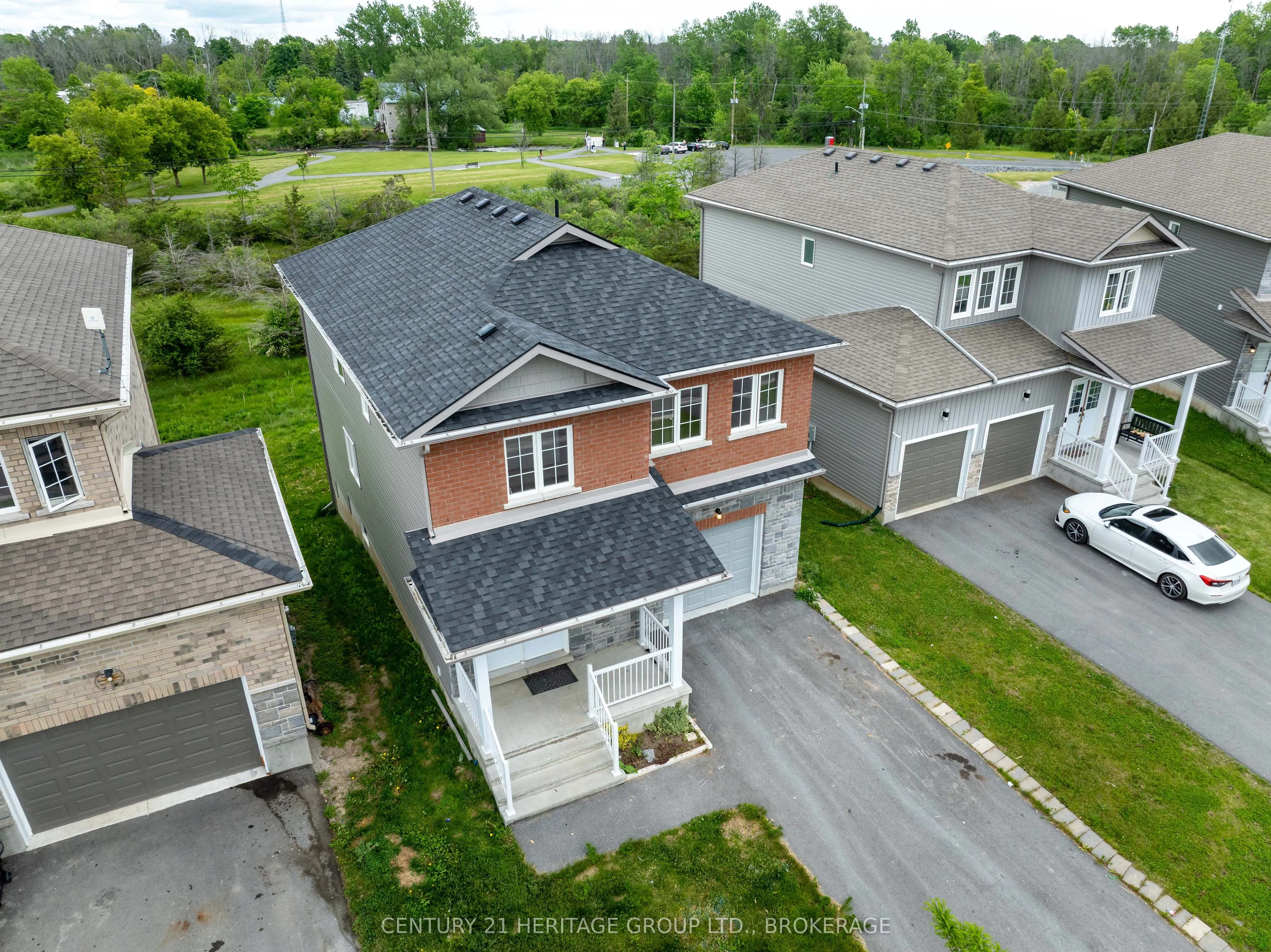 104 Brennan Crescent