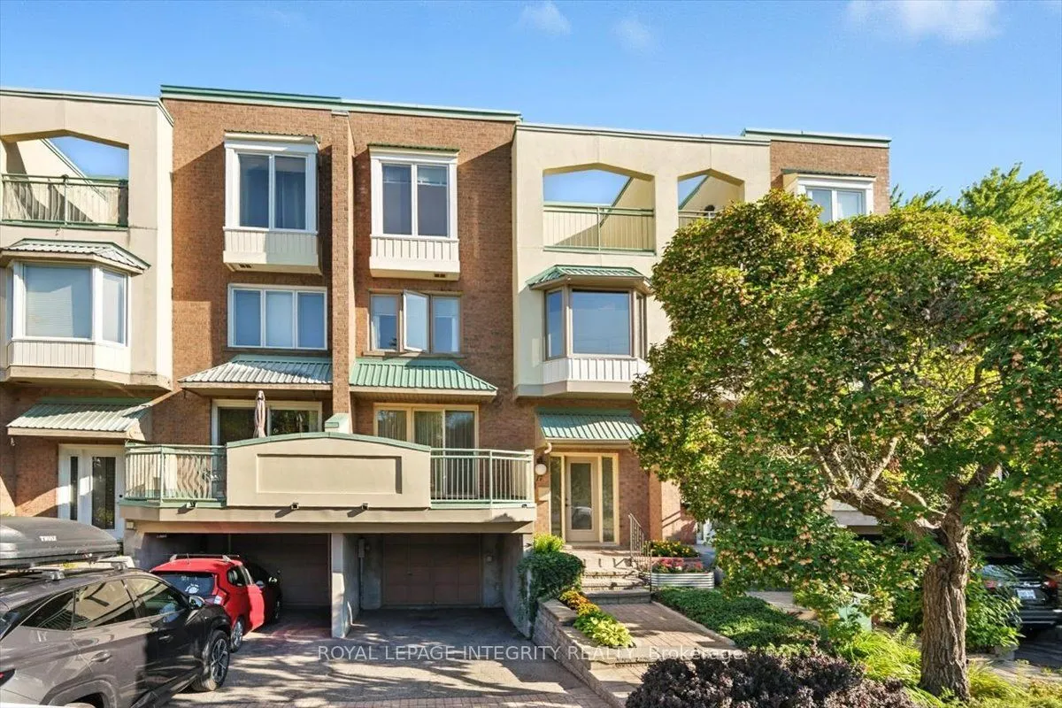 17 Columbus Avenue