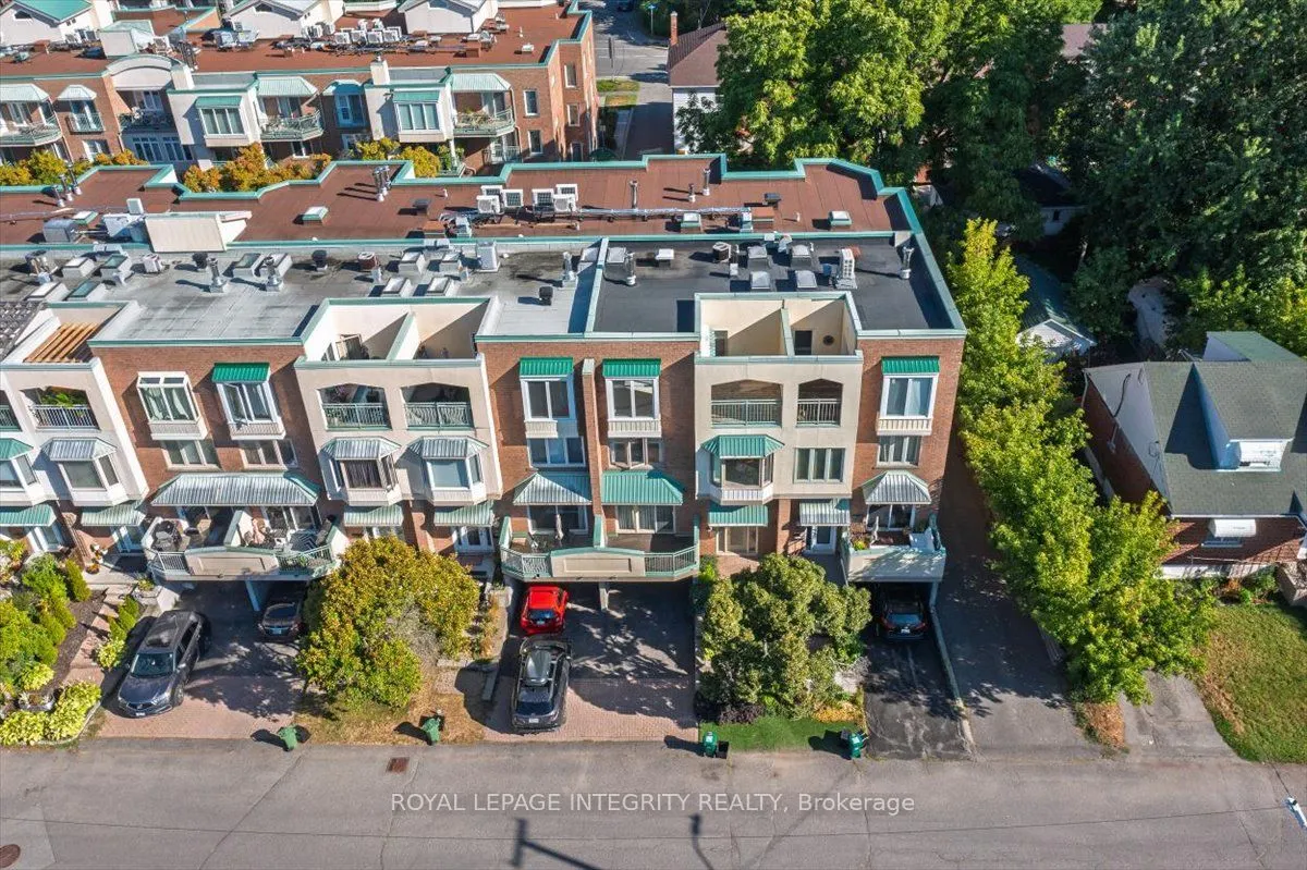 17 Columbus Avenue