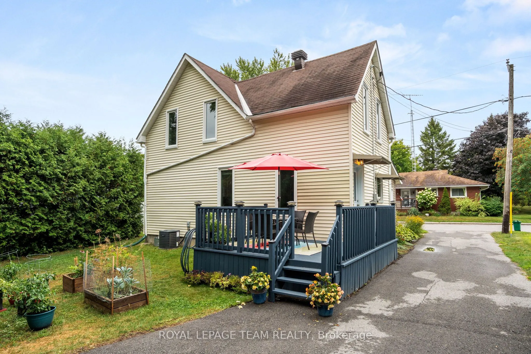 27 Victoria Avenue