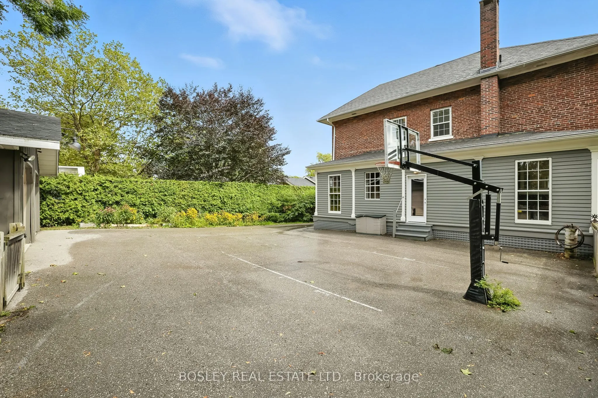 322 Ridout Street
