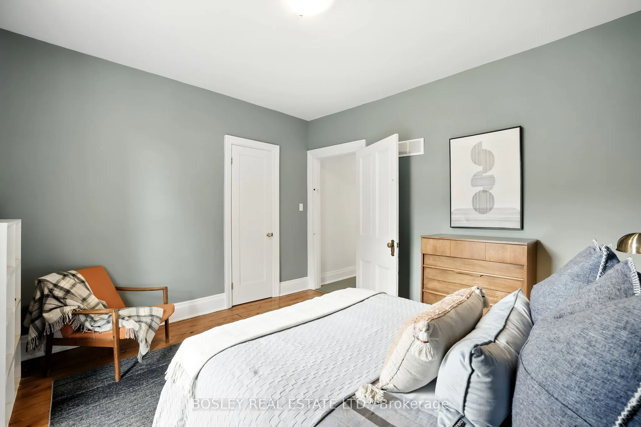 322 Ridout Street