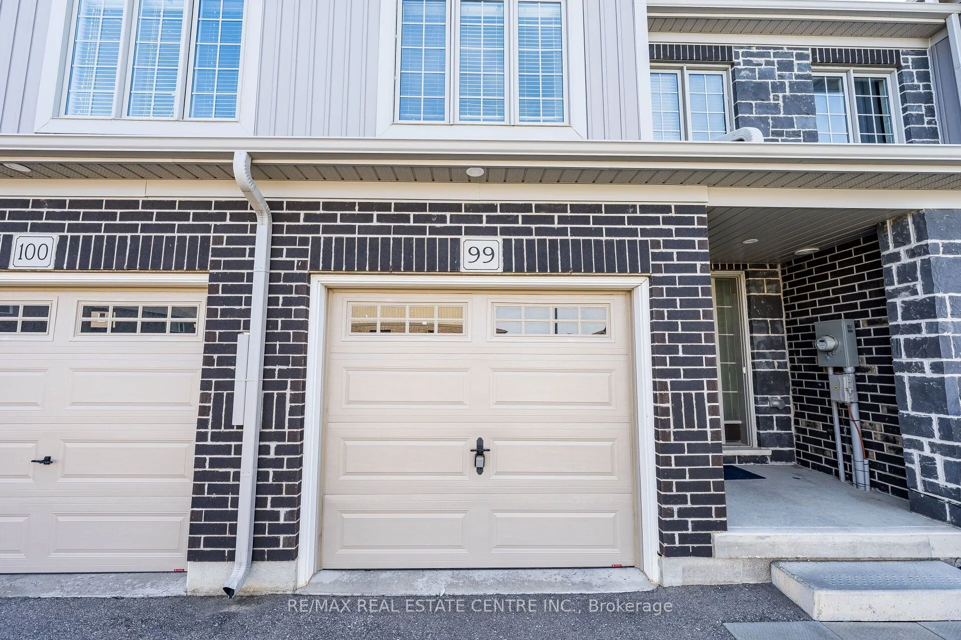 135 Hardcastle Drive, #99