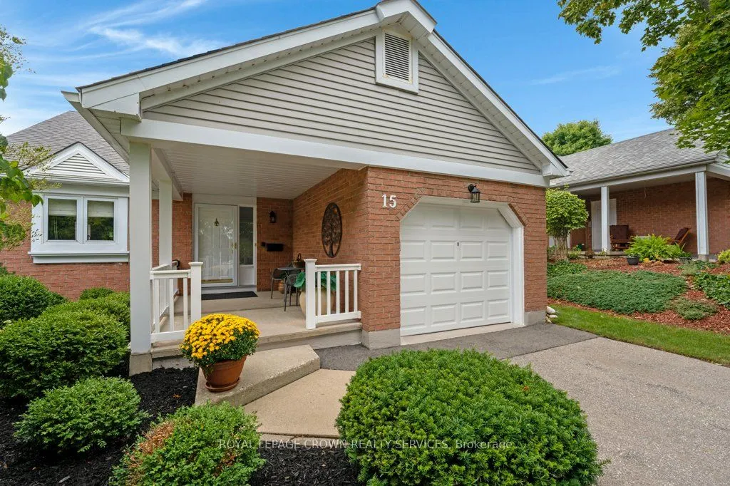 15 Quinte Crescent, #6