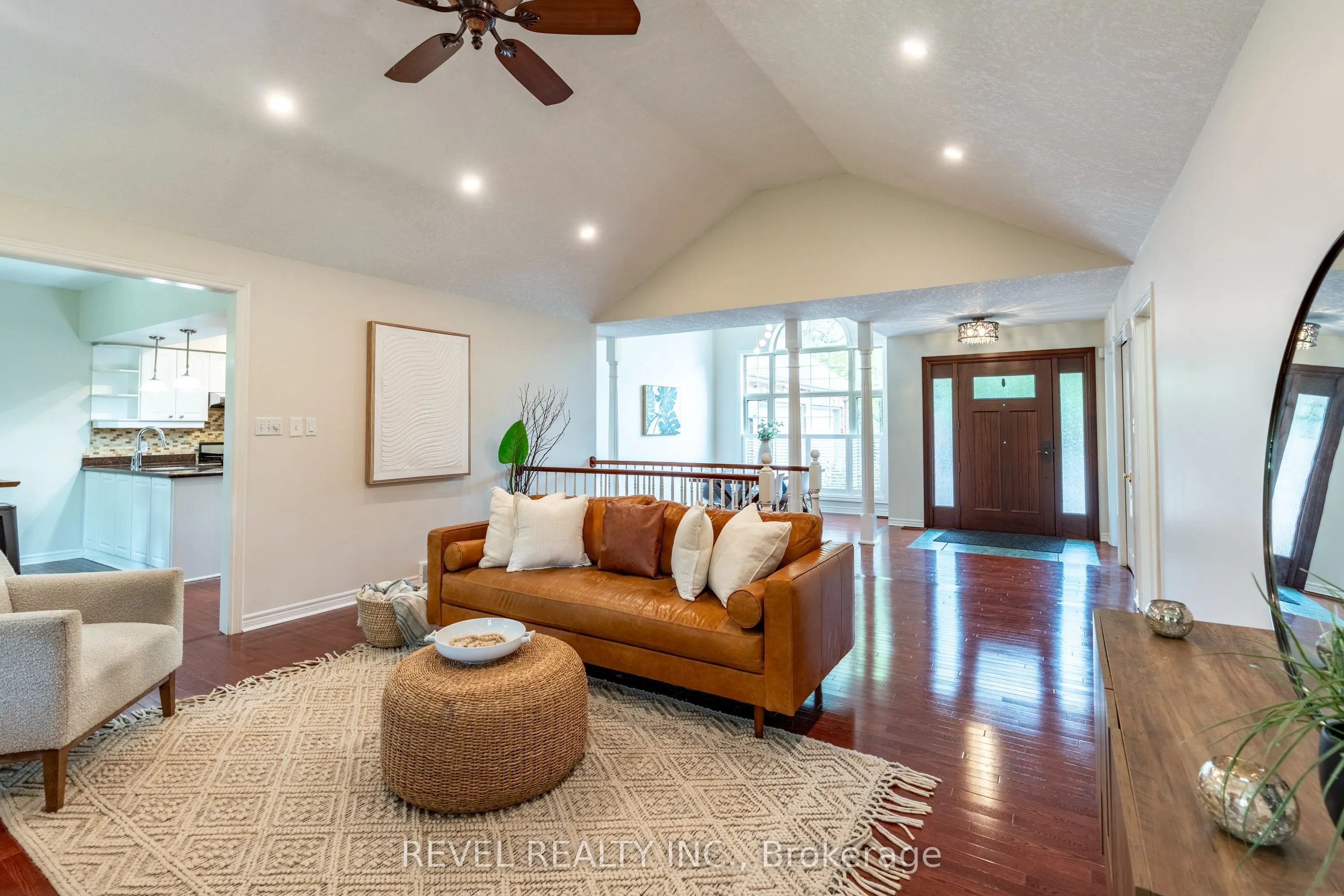 632 Bayhampton Crescent