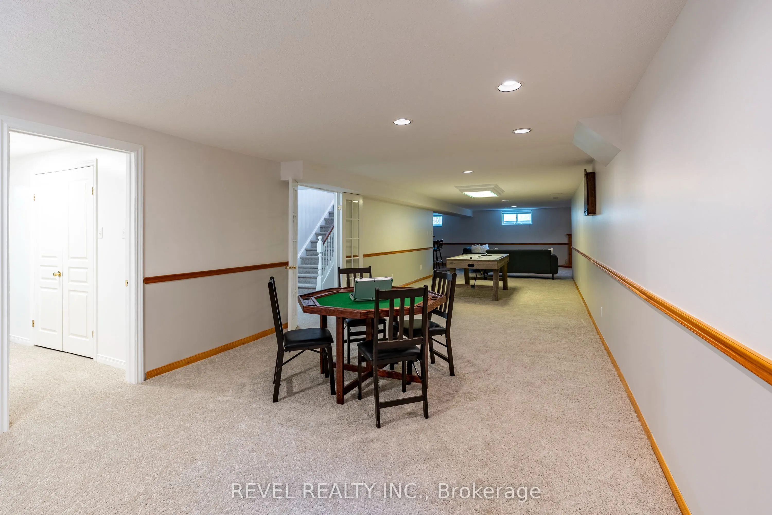 632 Bayhampton Crescent