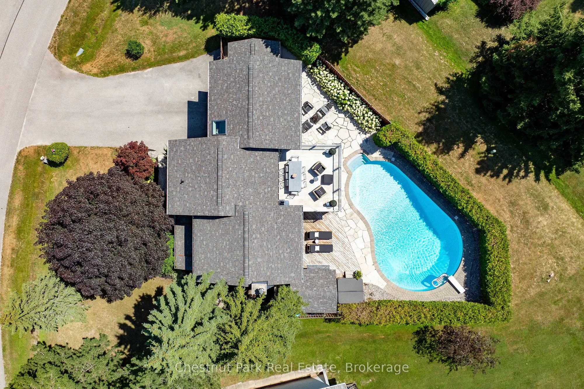133 Carmichael Crescent