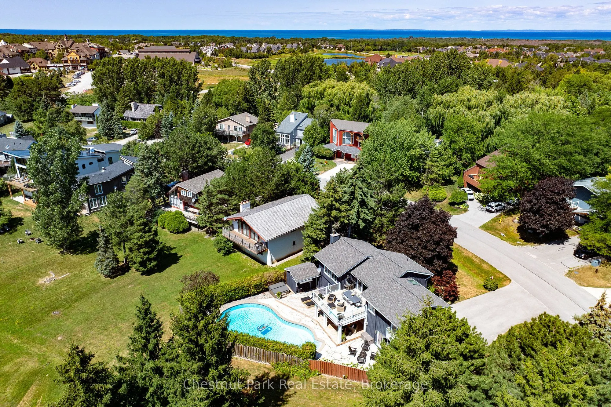133 Carmichael Crescent