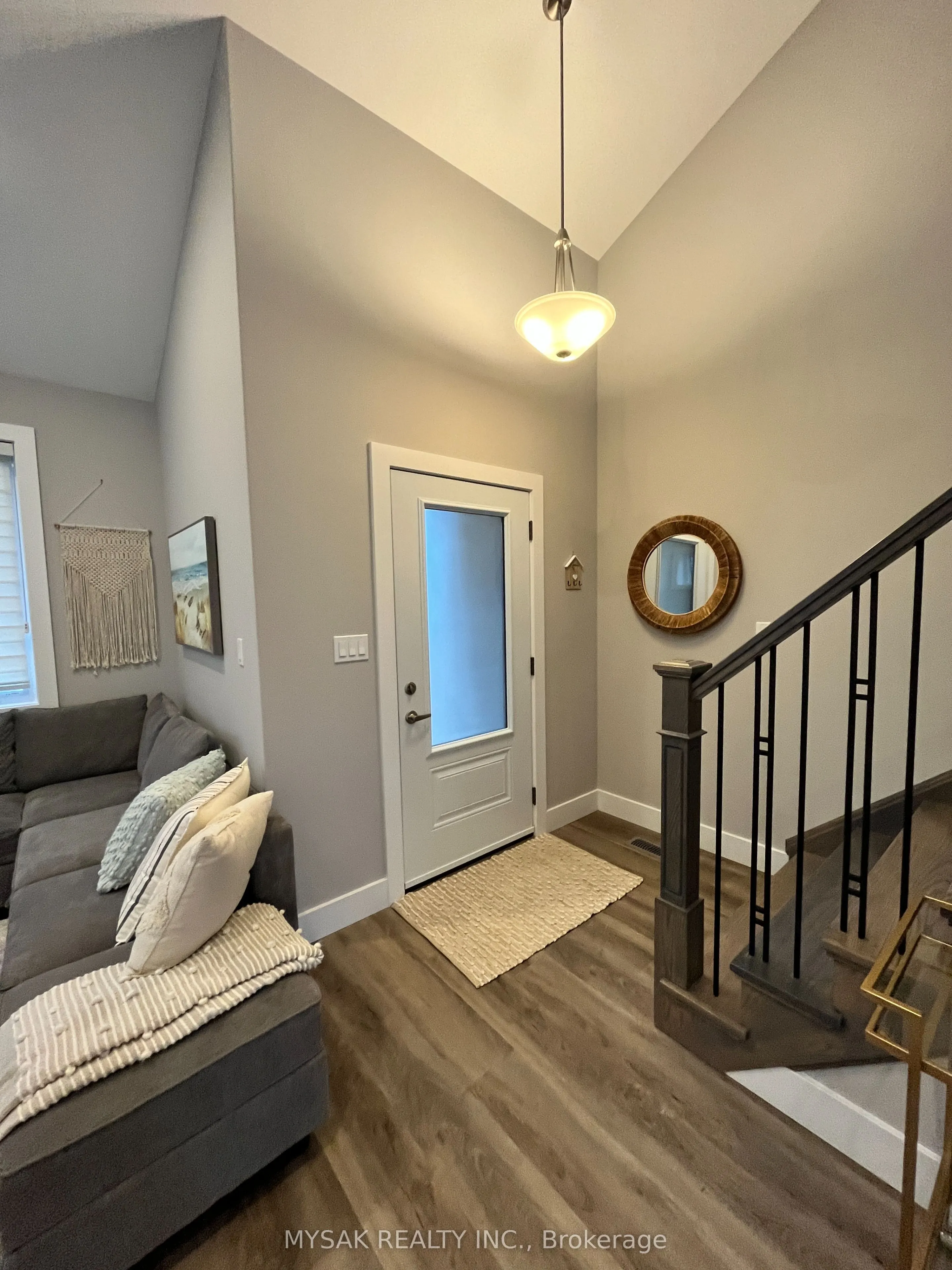 28 Rabbit Road
