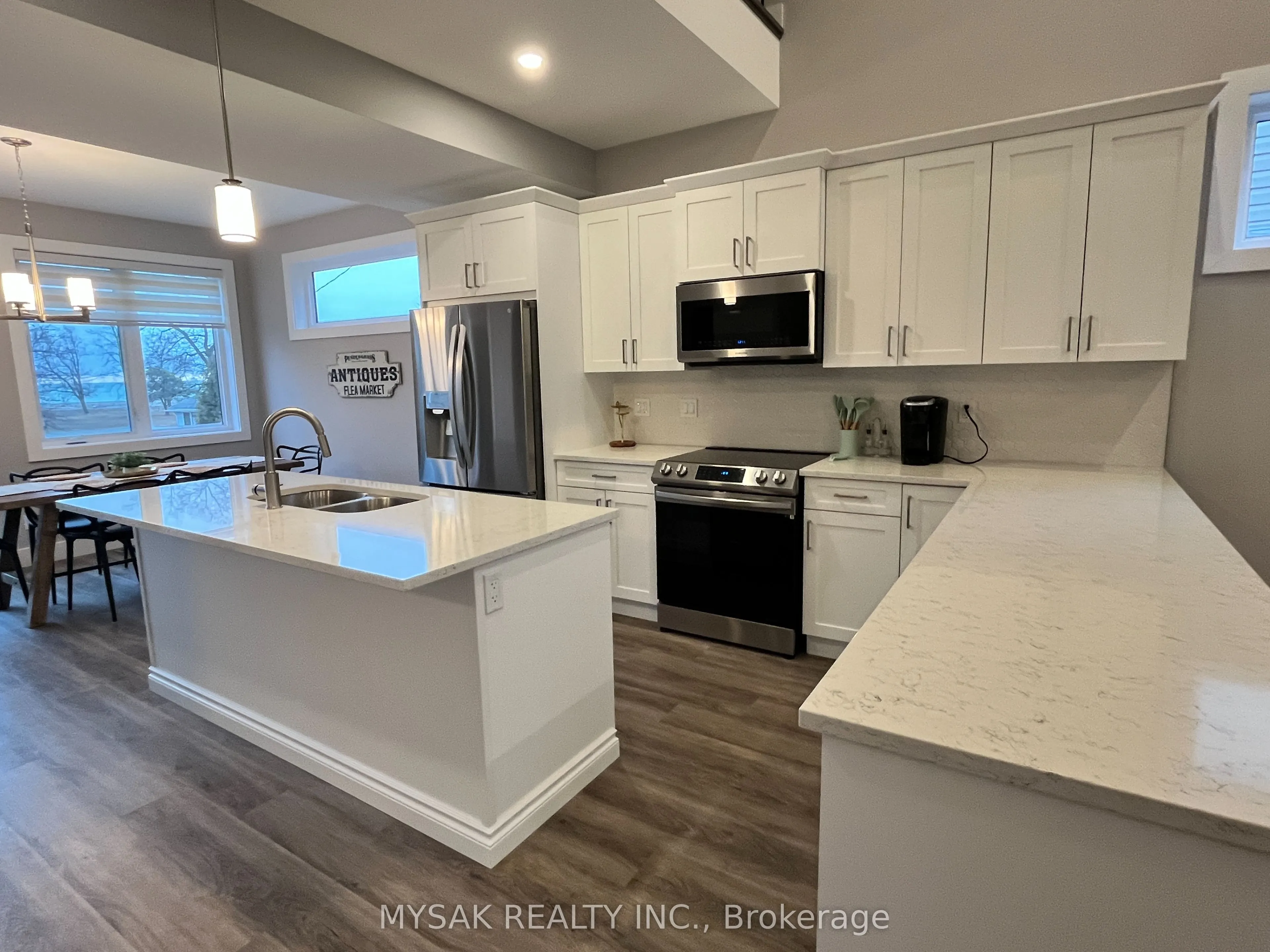 28 Rabbit Road