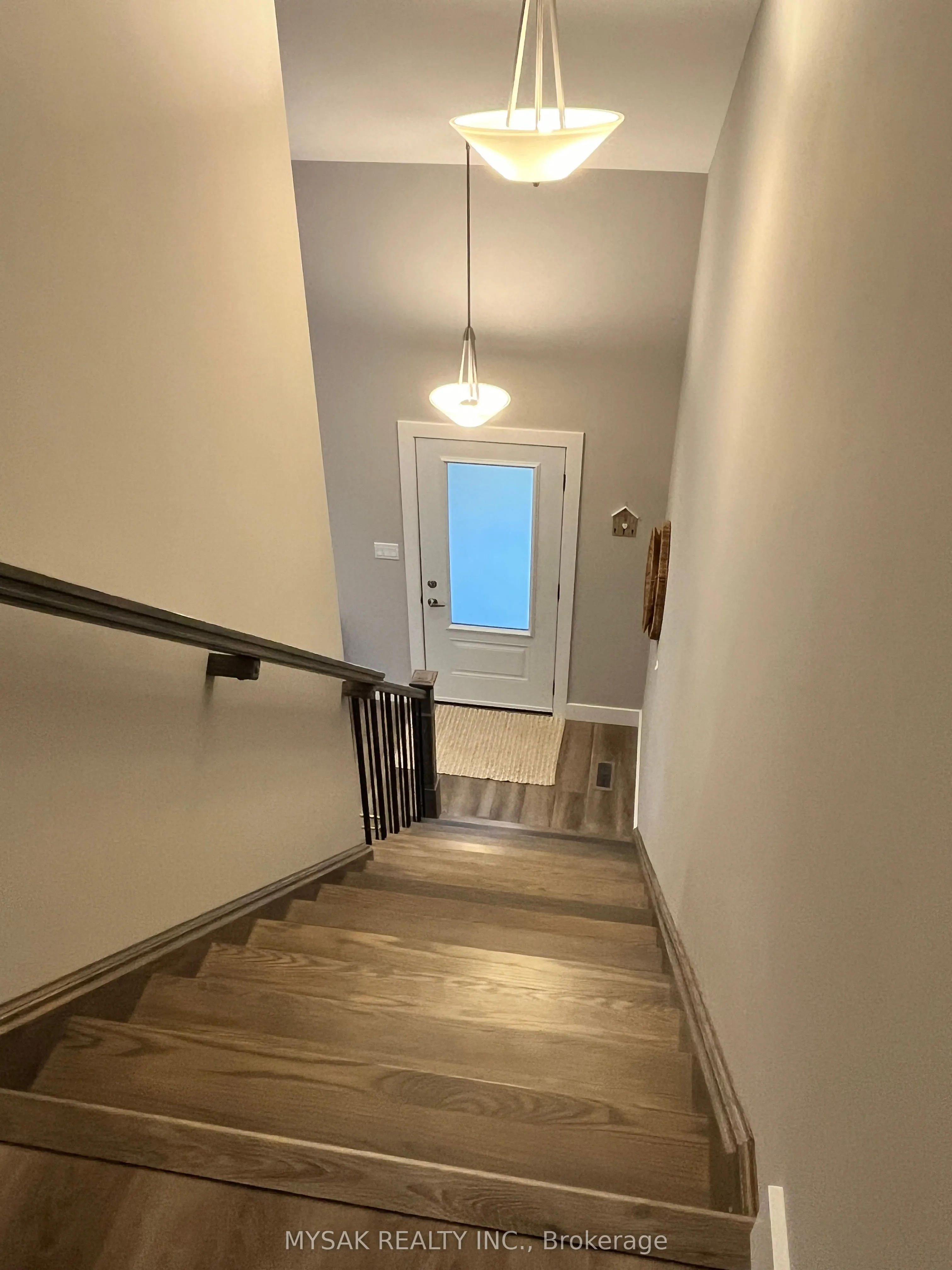 28 Rabbit Road