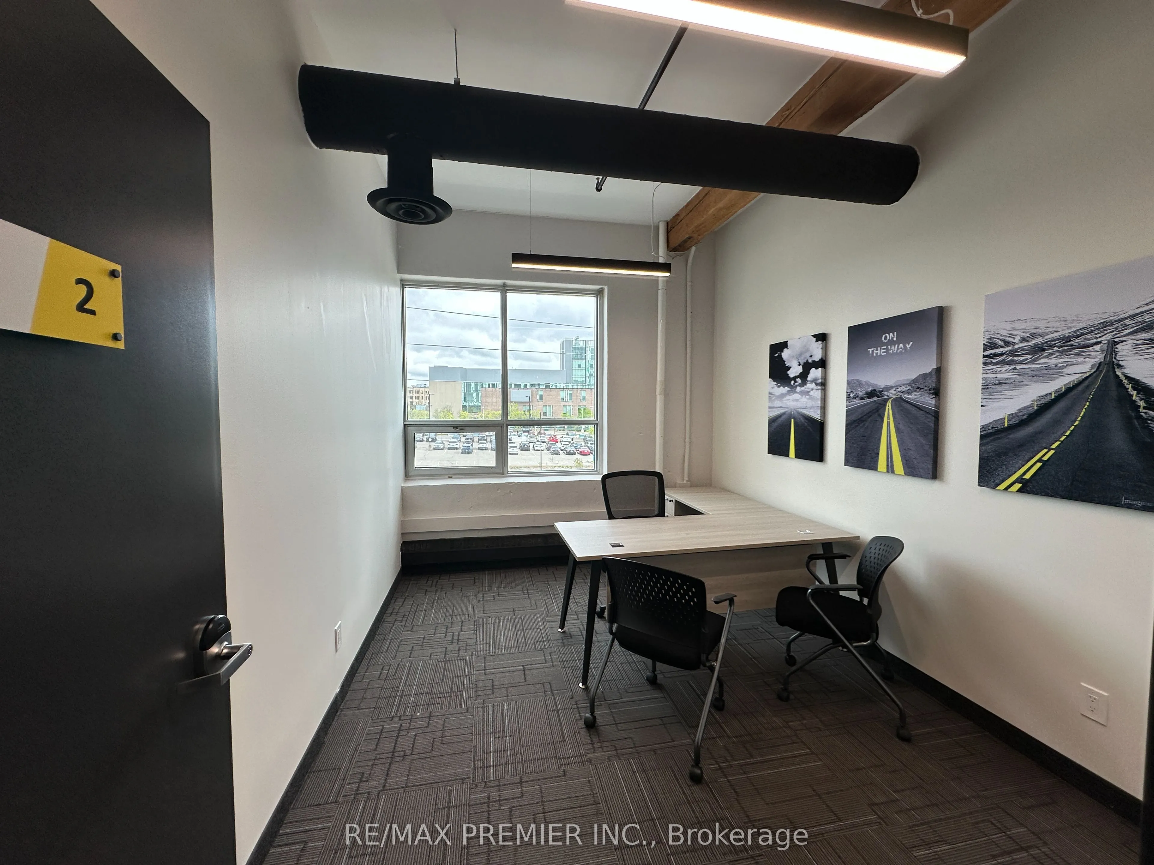 72 Victoria Street S, #300-26