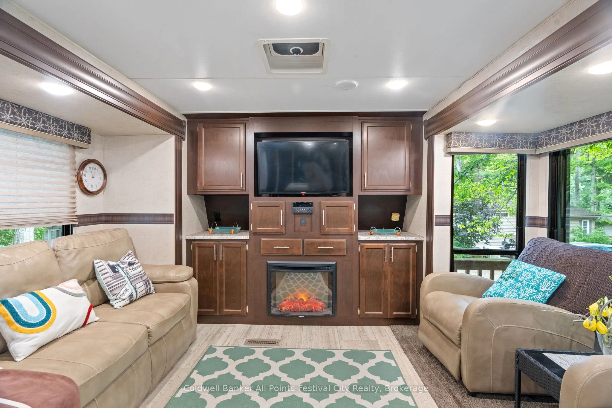 277 Shady Lane