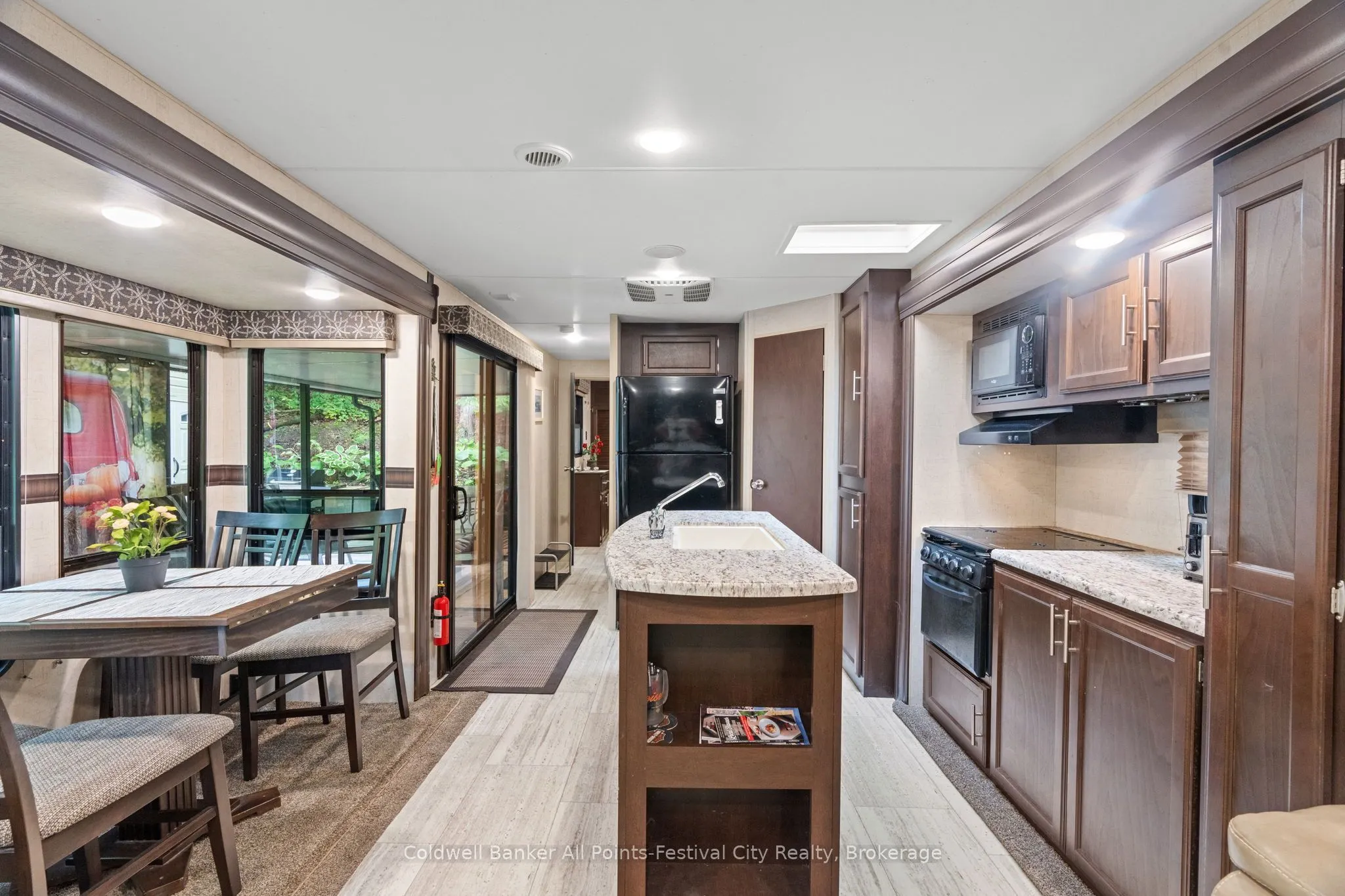 277 Shady Lane