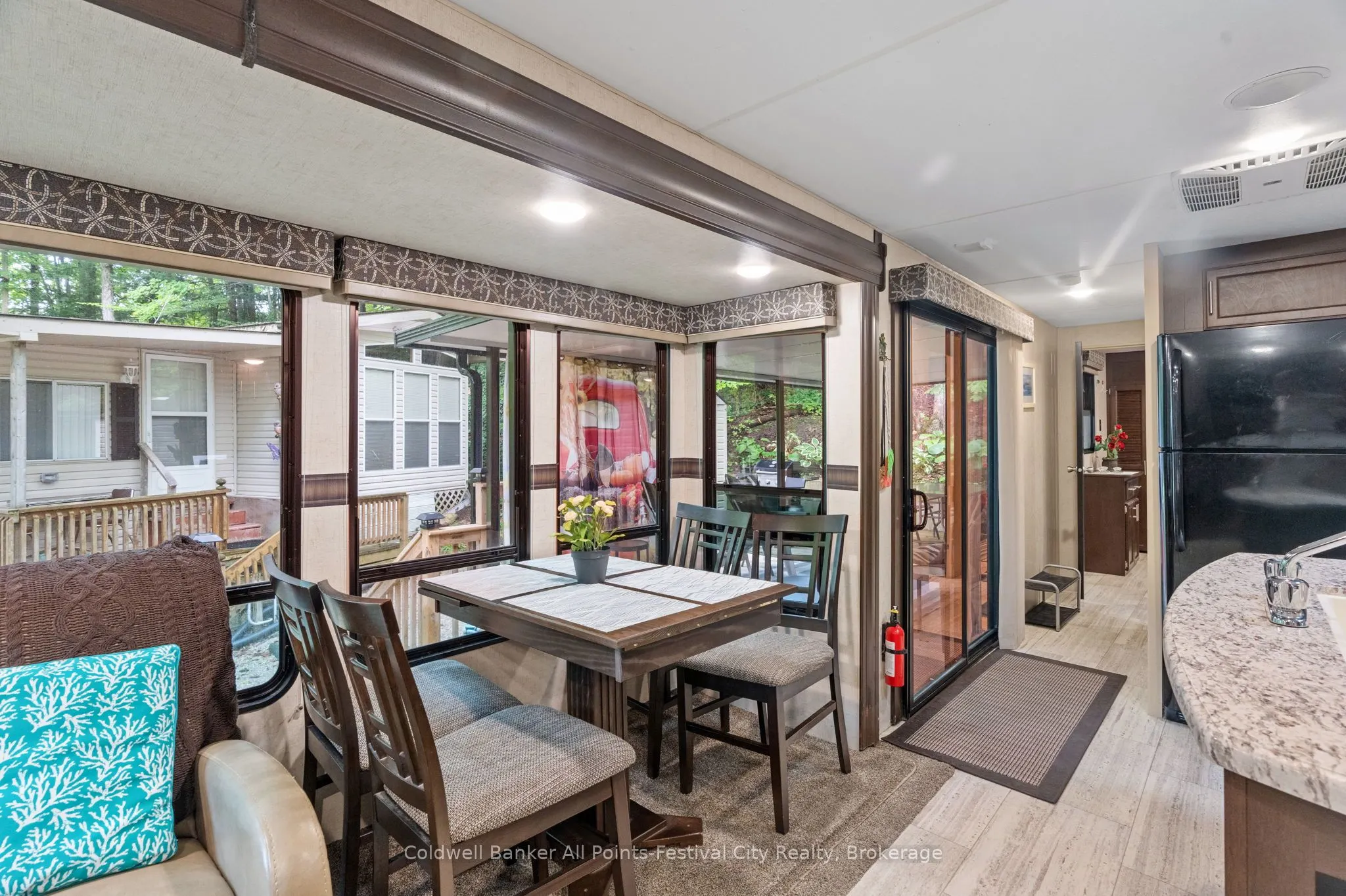 277 Shady Lane