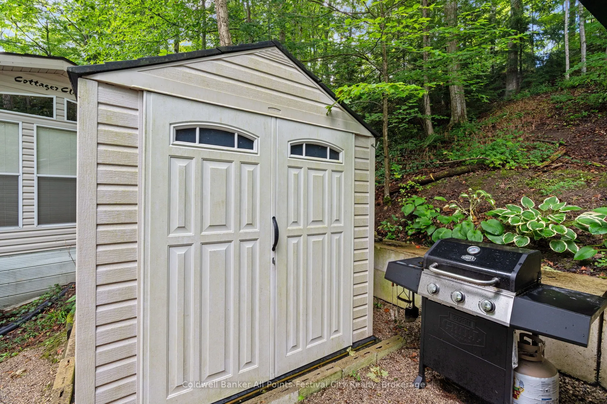 277 Shady Lane