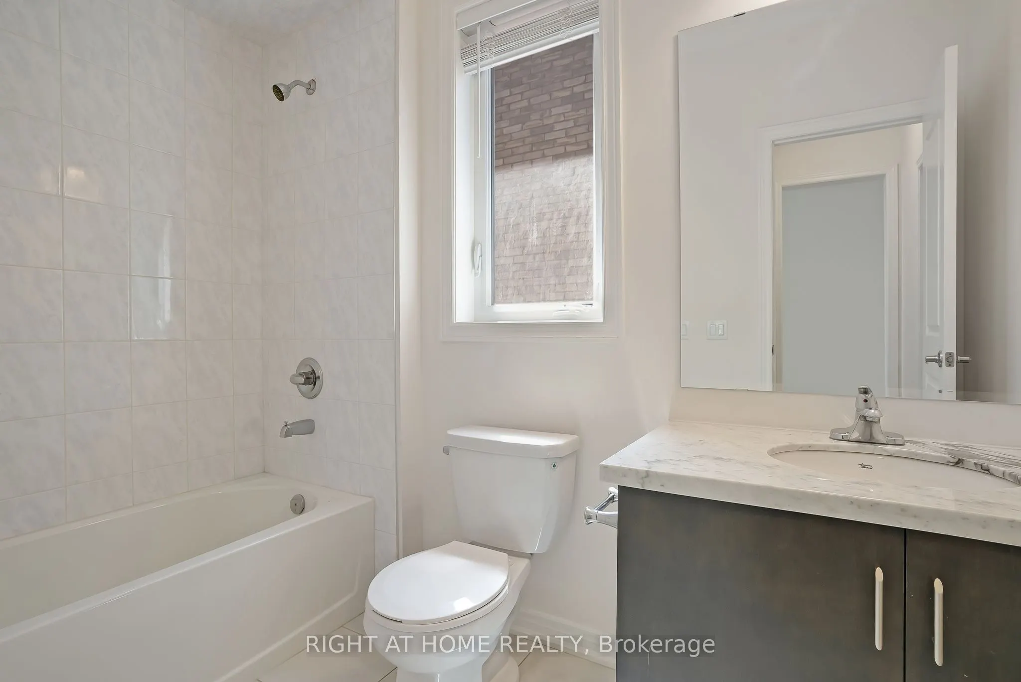 19 Robarts Drive